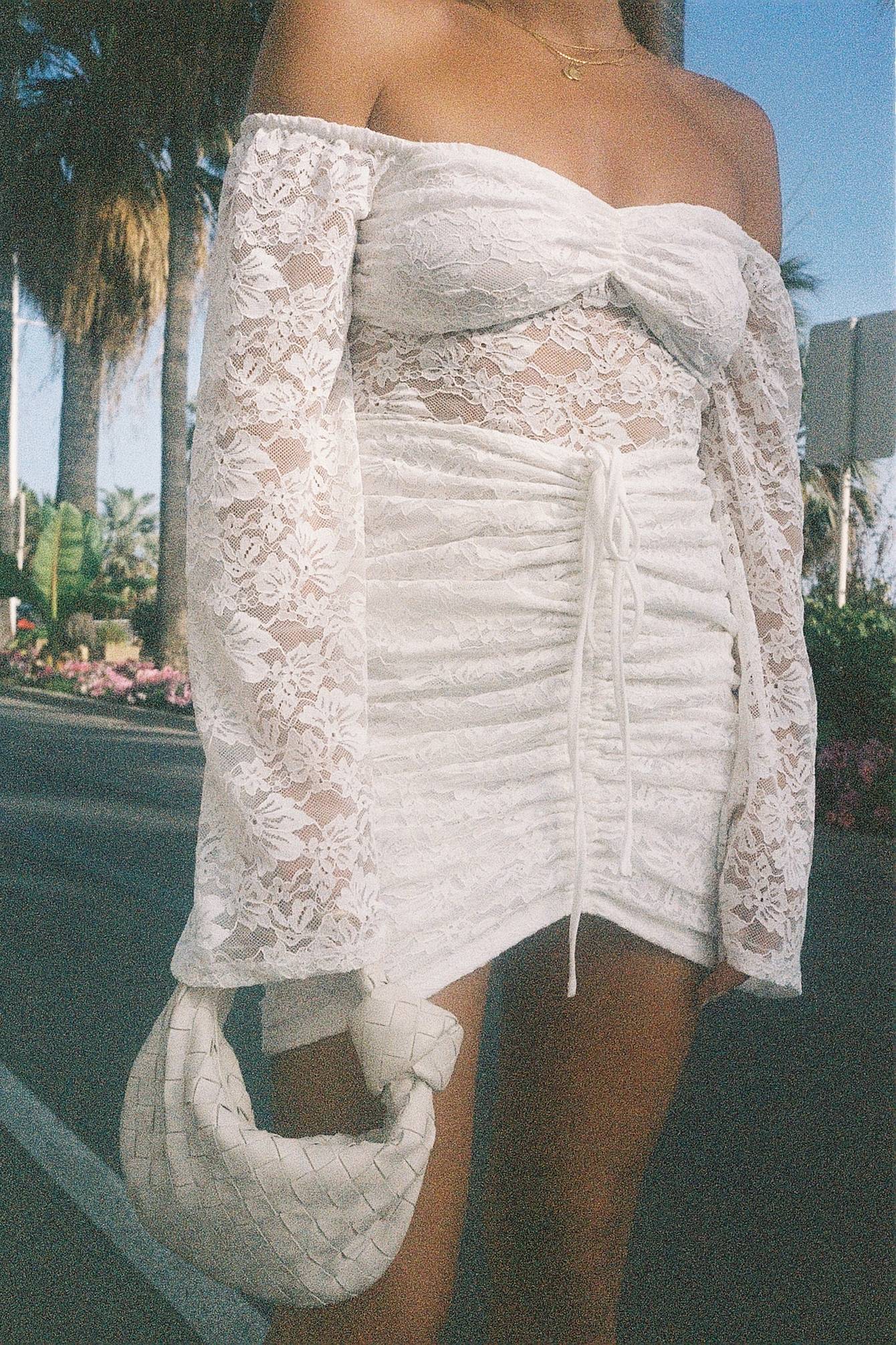 Offwhite Mini robe épaules dénudées