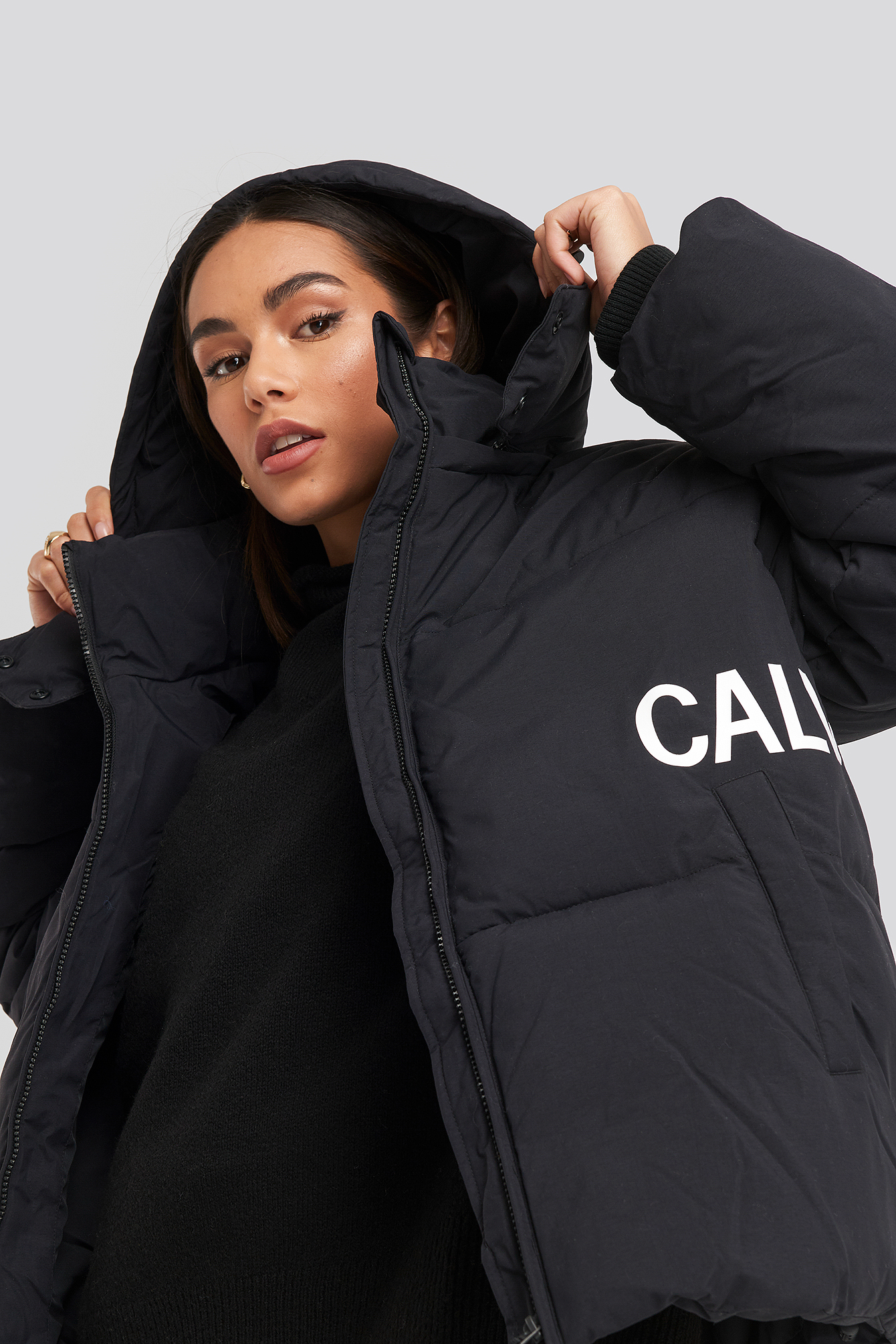 Oversized Logo Puffer Jacket Noir | na 