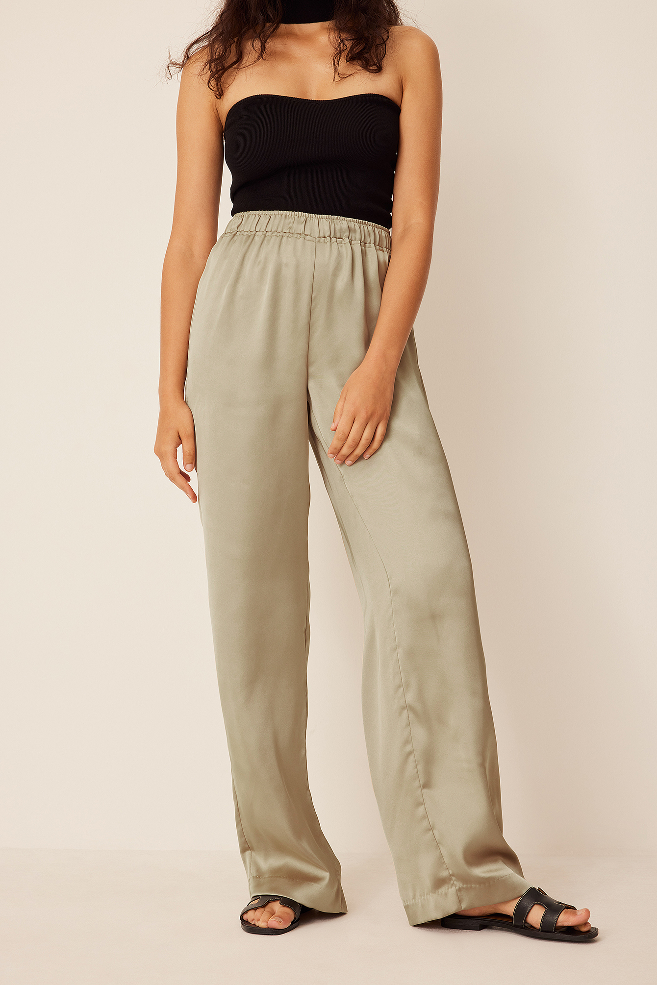 Grey/Beige Pantalon droit en tissu satiné à taille élastique