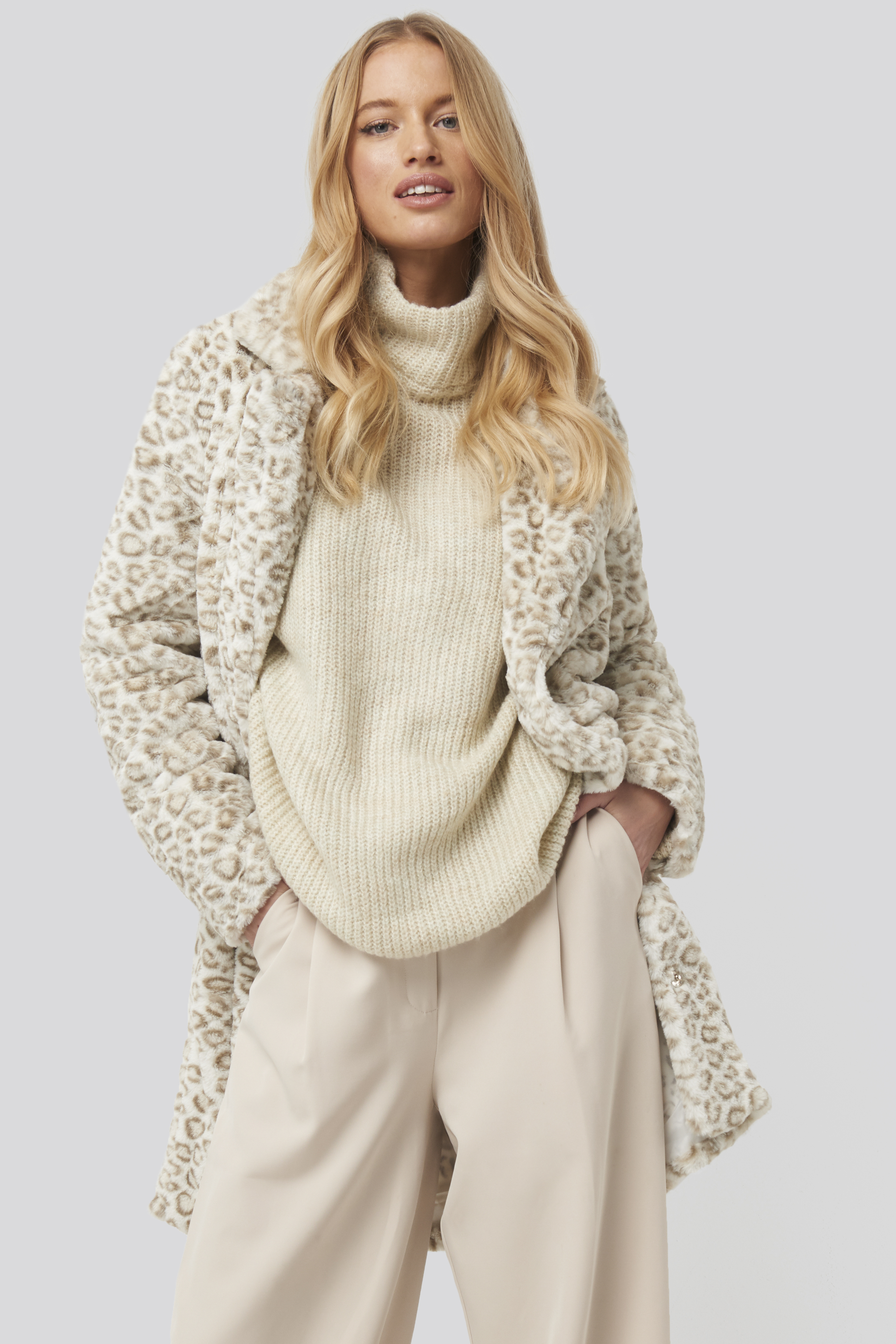 Cream Folded Sleeve Turtle Neck Knitted Sweater