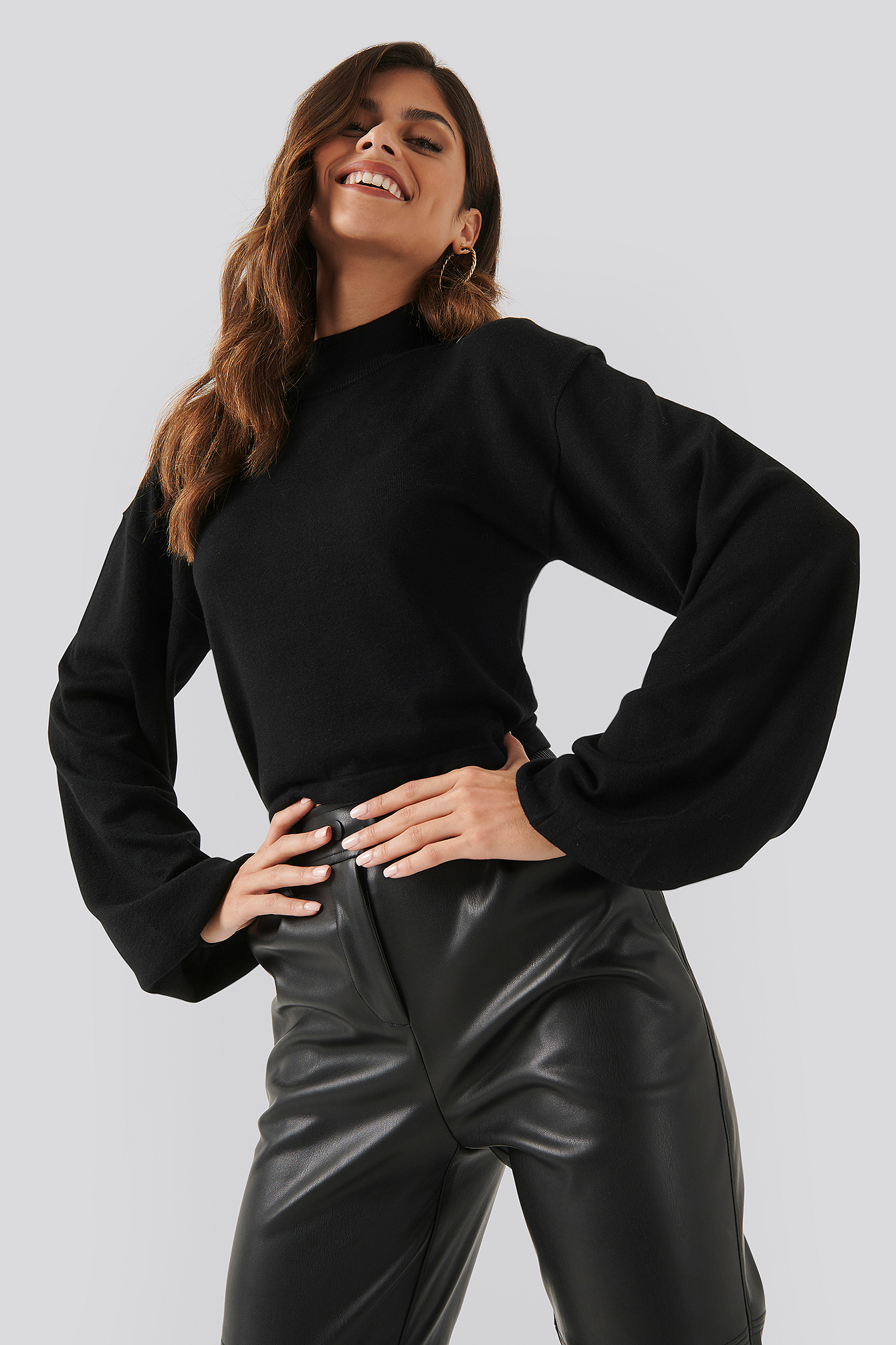 Black Balloon Sleeve Cropped Sweater