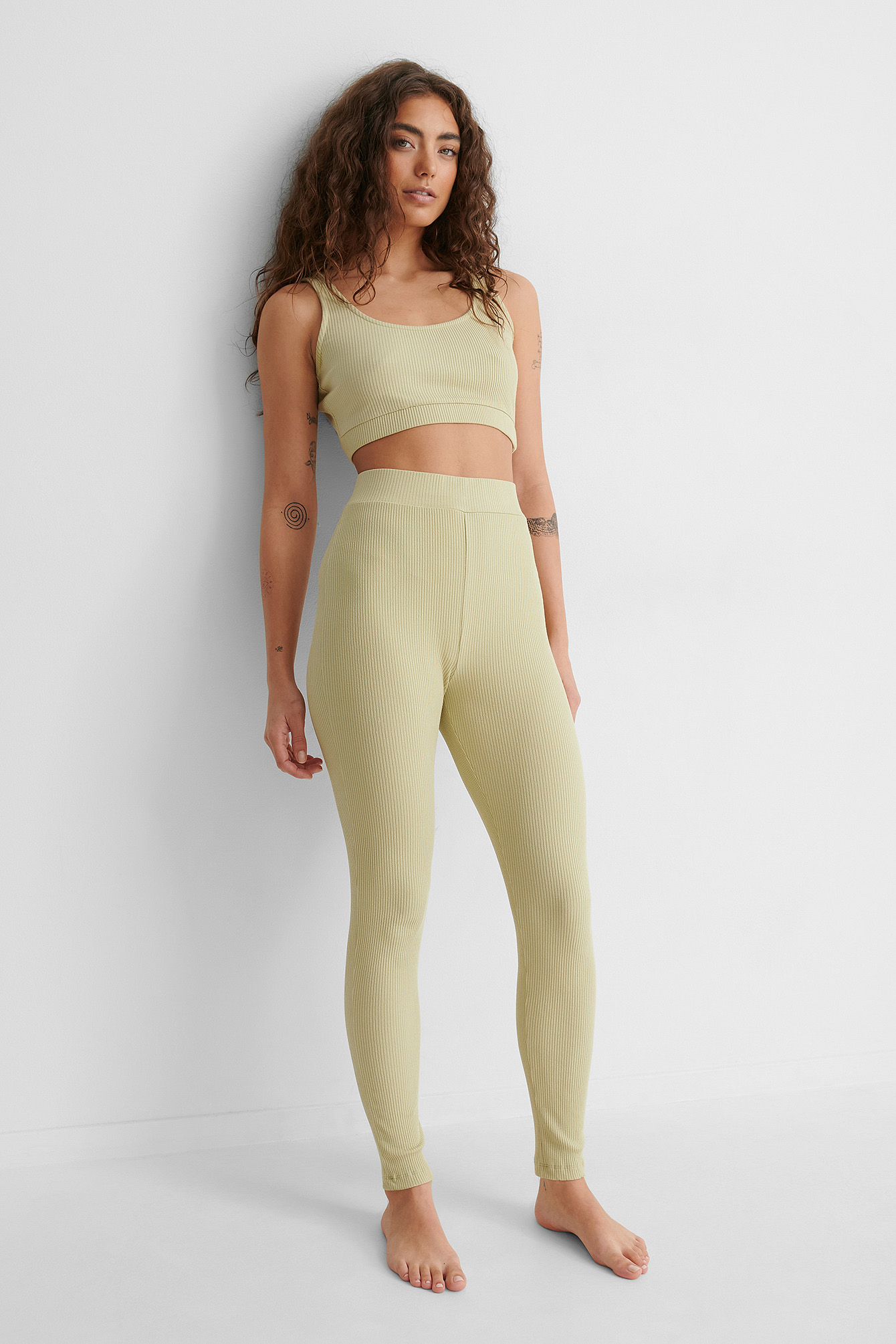 Beige/Khaki Legging