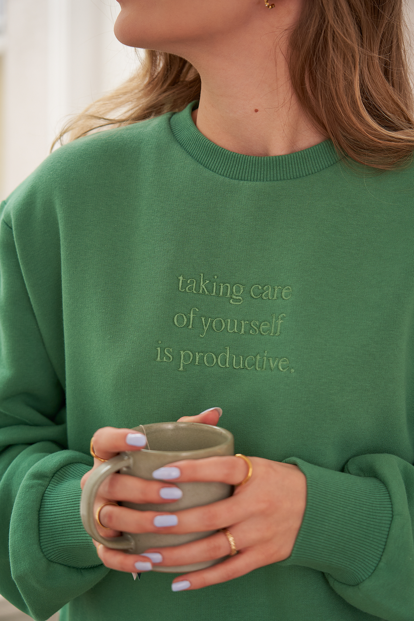 Pull Surdimensionne Avec Citation Brodee Vert Na Kd Fr