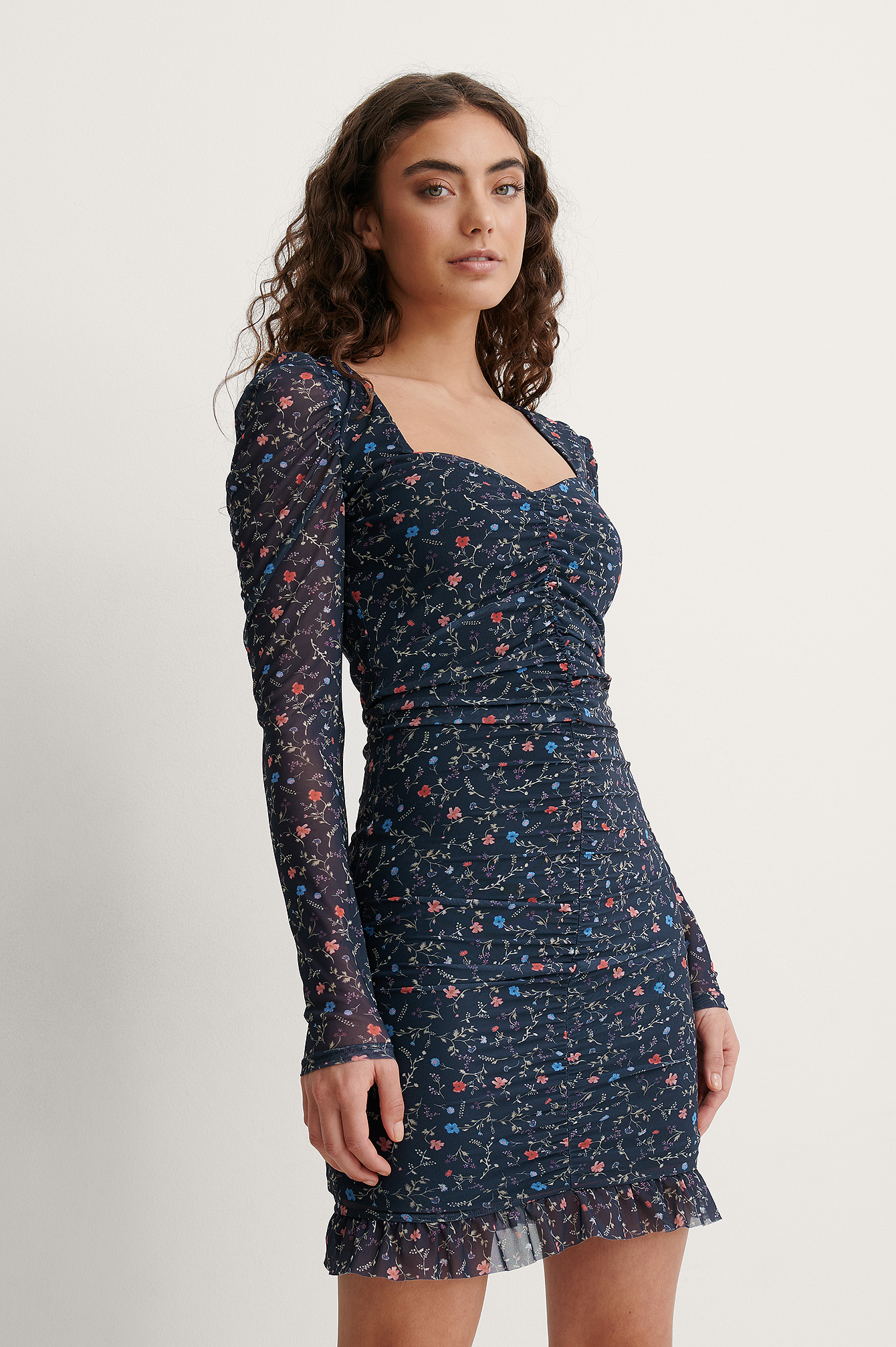 Blue Flower Robe À Manches Longues Froncée