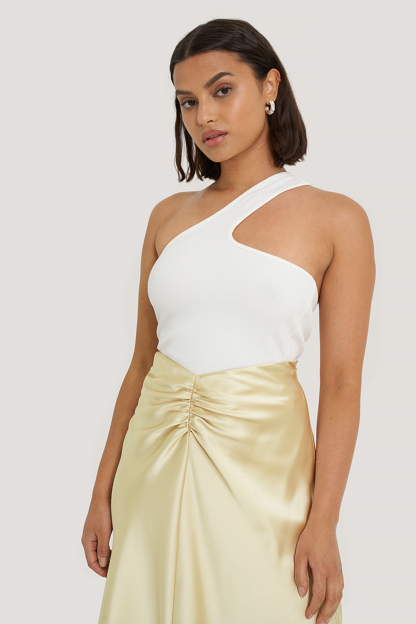 White Top Asymétrique