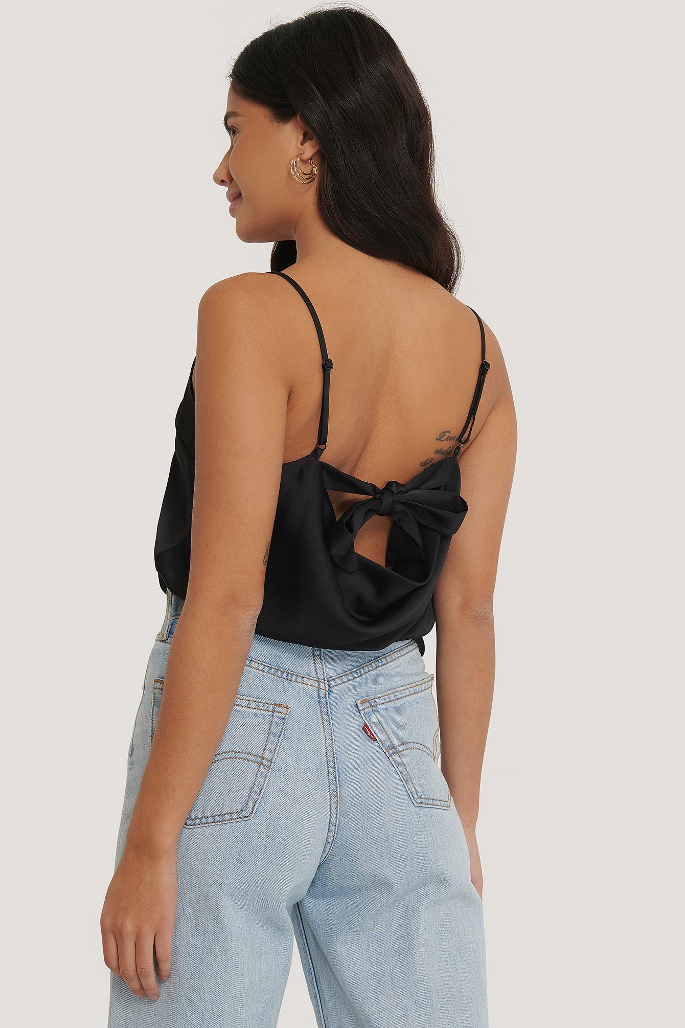 Black Débardeur À Bretelles Noué À L’Arrière