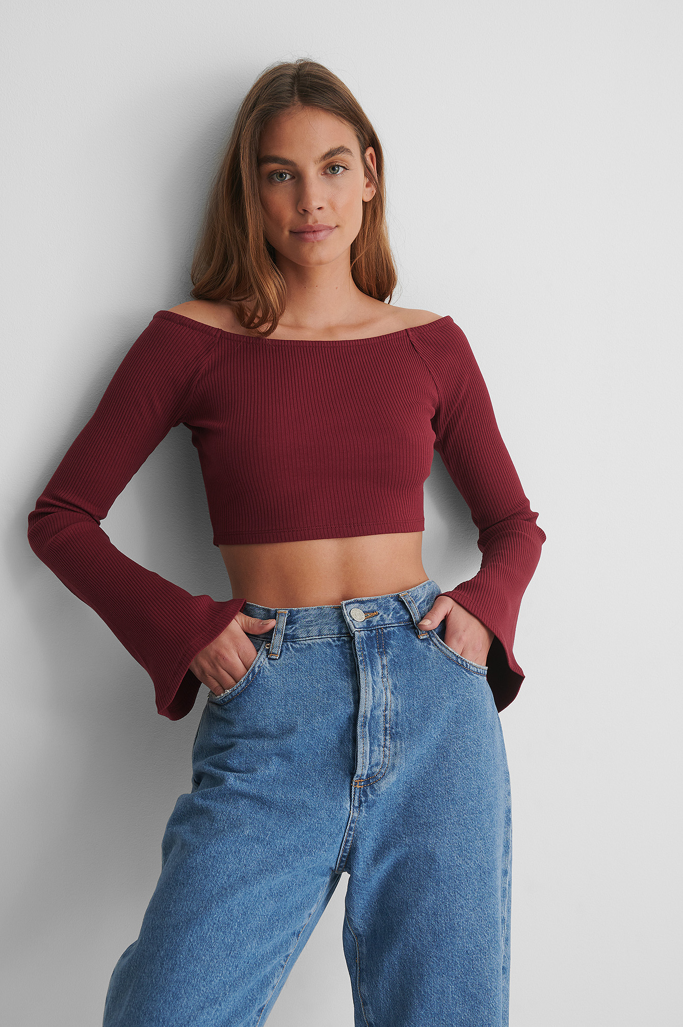 Burgundy Haut Court À Manches Longues Et Col Bateau