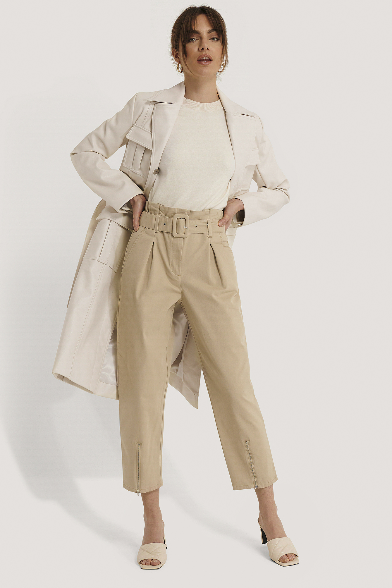 Beige Pantalon Paper Bag