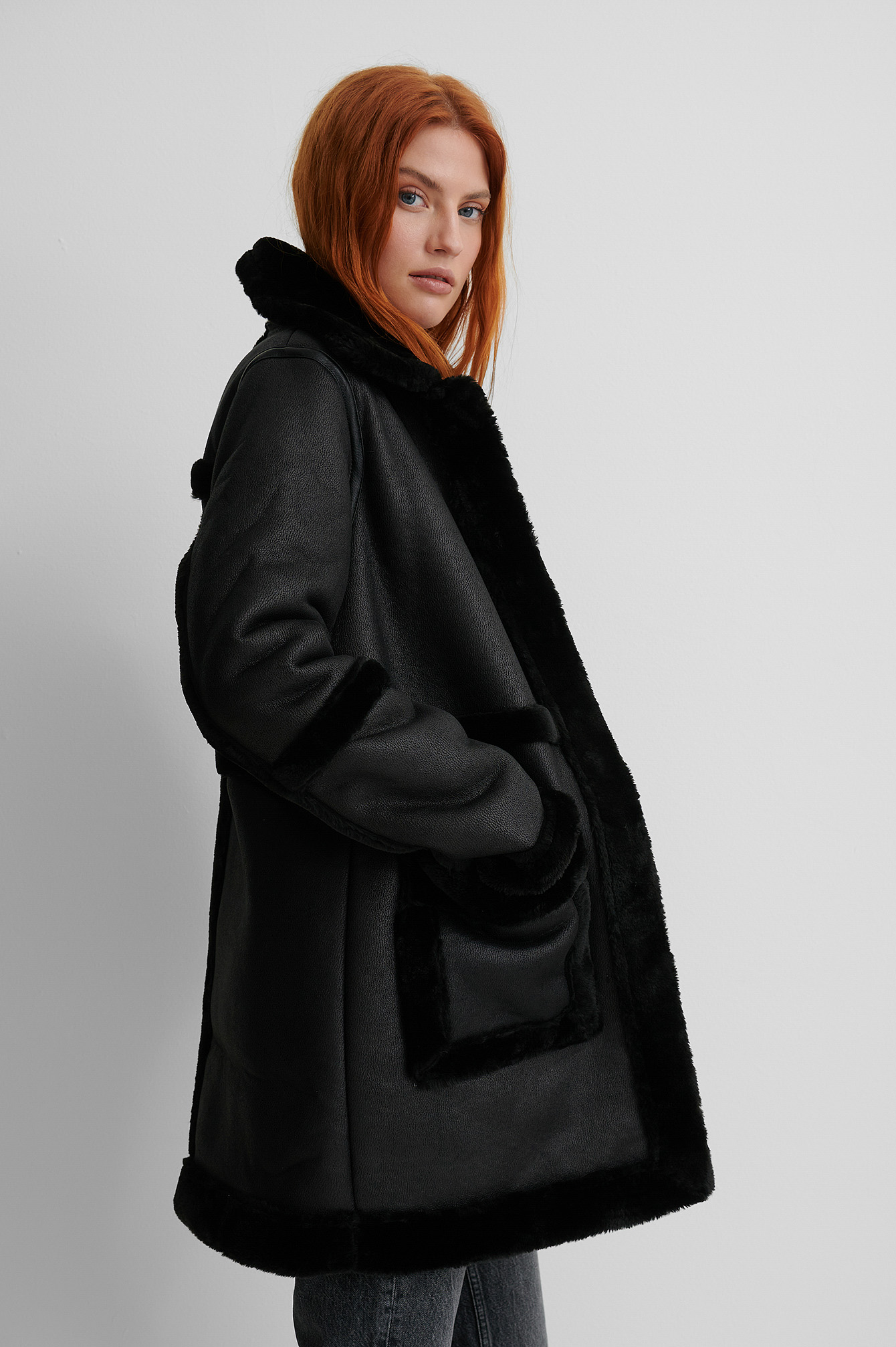 Black Manteau Long