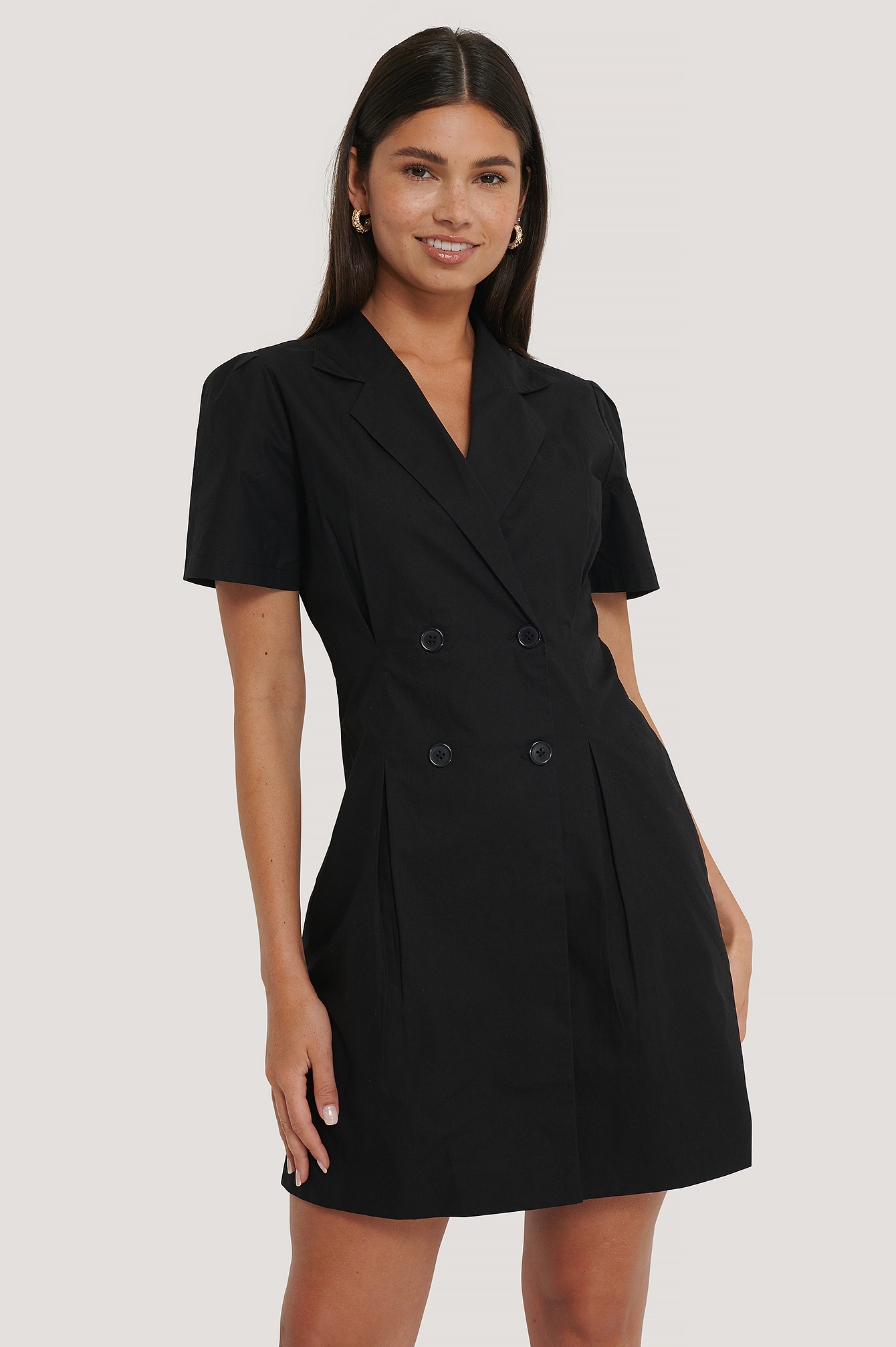 Black Robe Mini À Taille Marquée