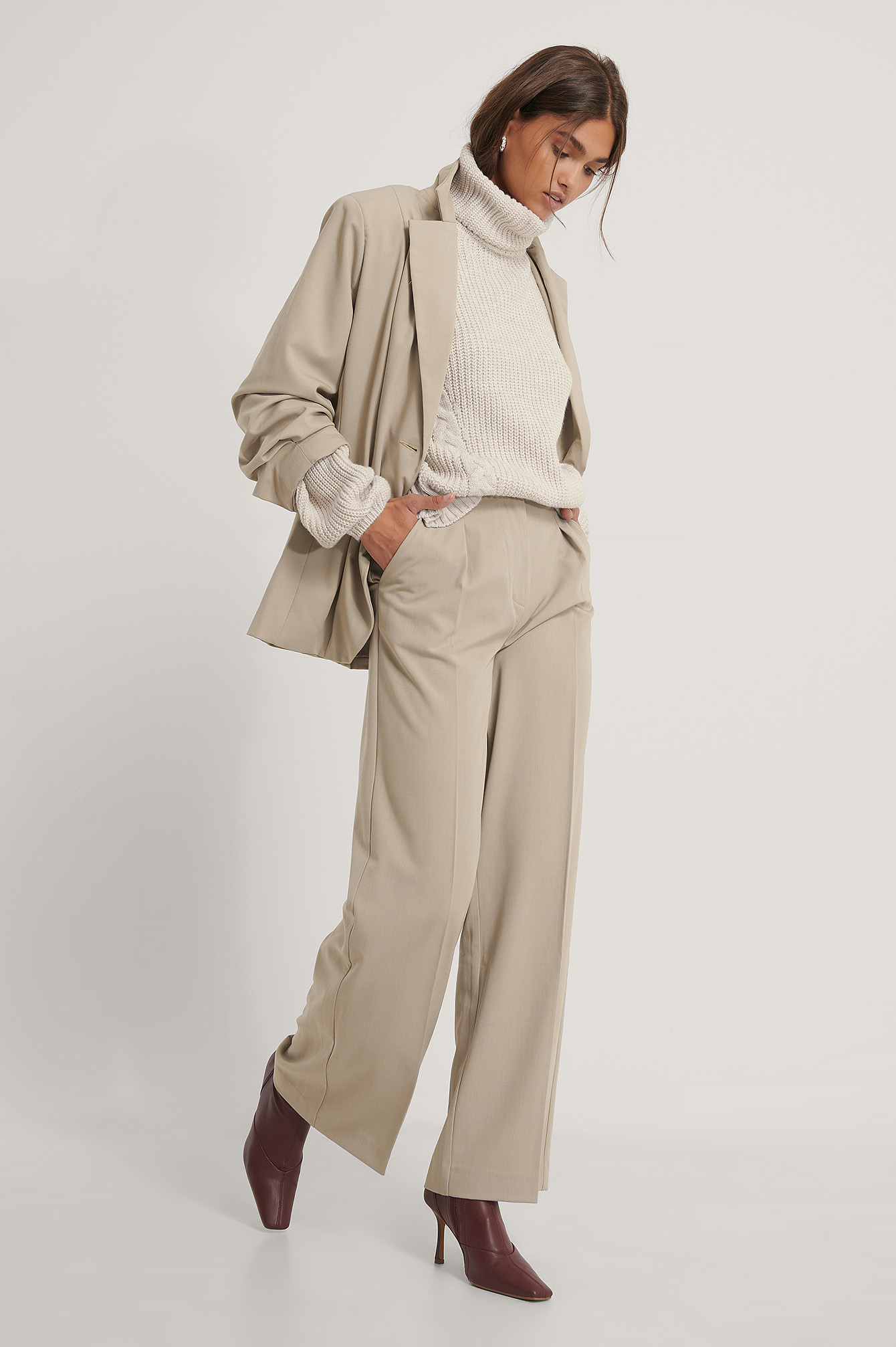 Light Beige Pull Surdimensionné En Maille Torsadée