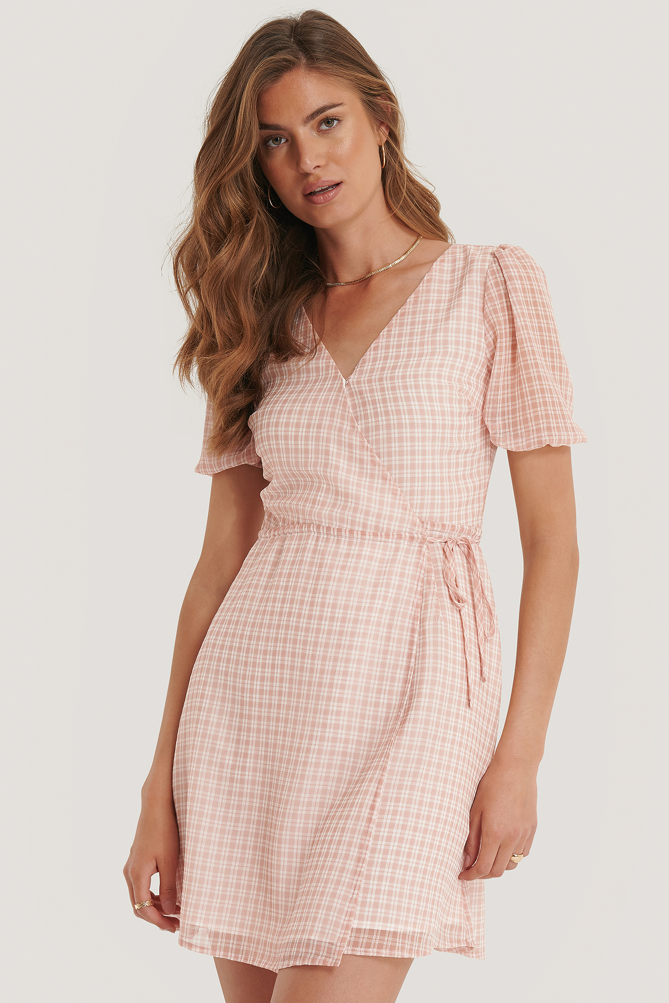 Pink Check Robe Cache-Coeur