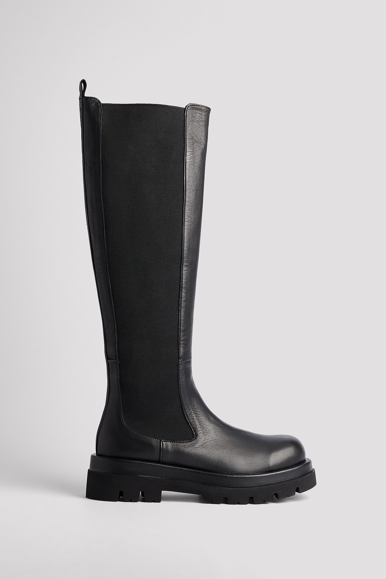 Bottes paisses En Cuir Tige Profil e Noir NA KD bottes-paisses-en-cuir-tige-profil-e-noir-na-kd