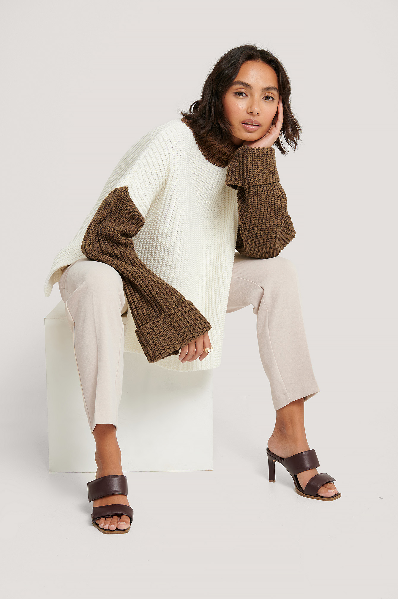 White/Brown Pull En Maille À Bloc De Couleurs