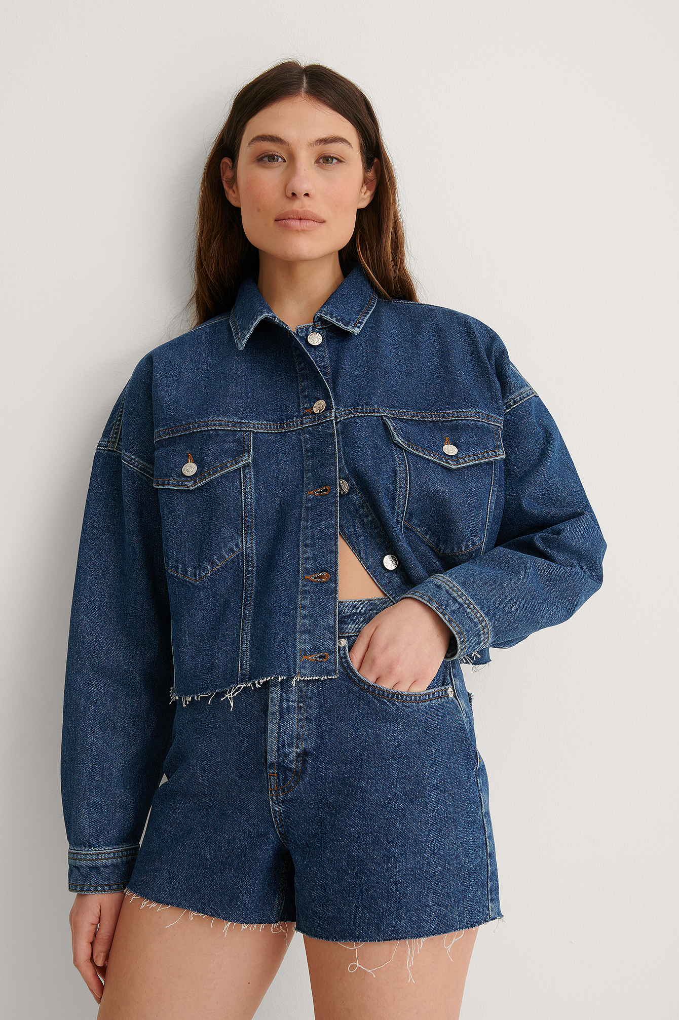 Mid Blue Biologique Veste En Denim À Ourlet Brut