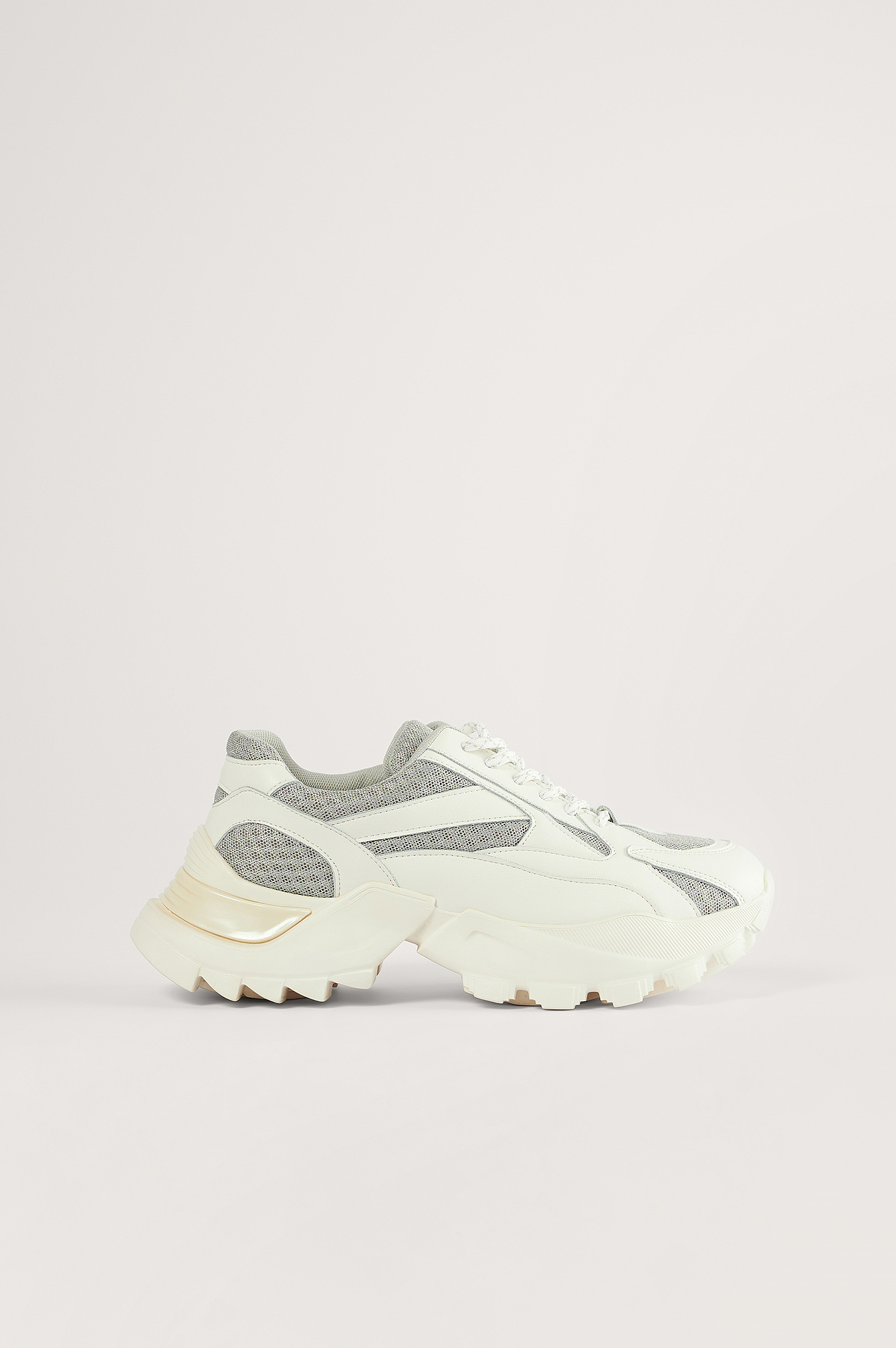 track sole trainers