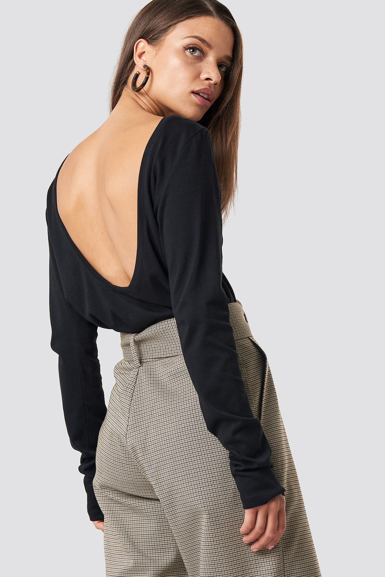 Black Deep Back Long Sleeve Top
