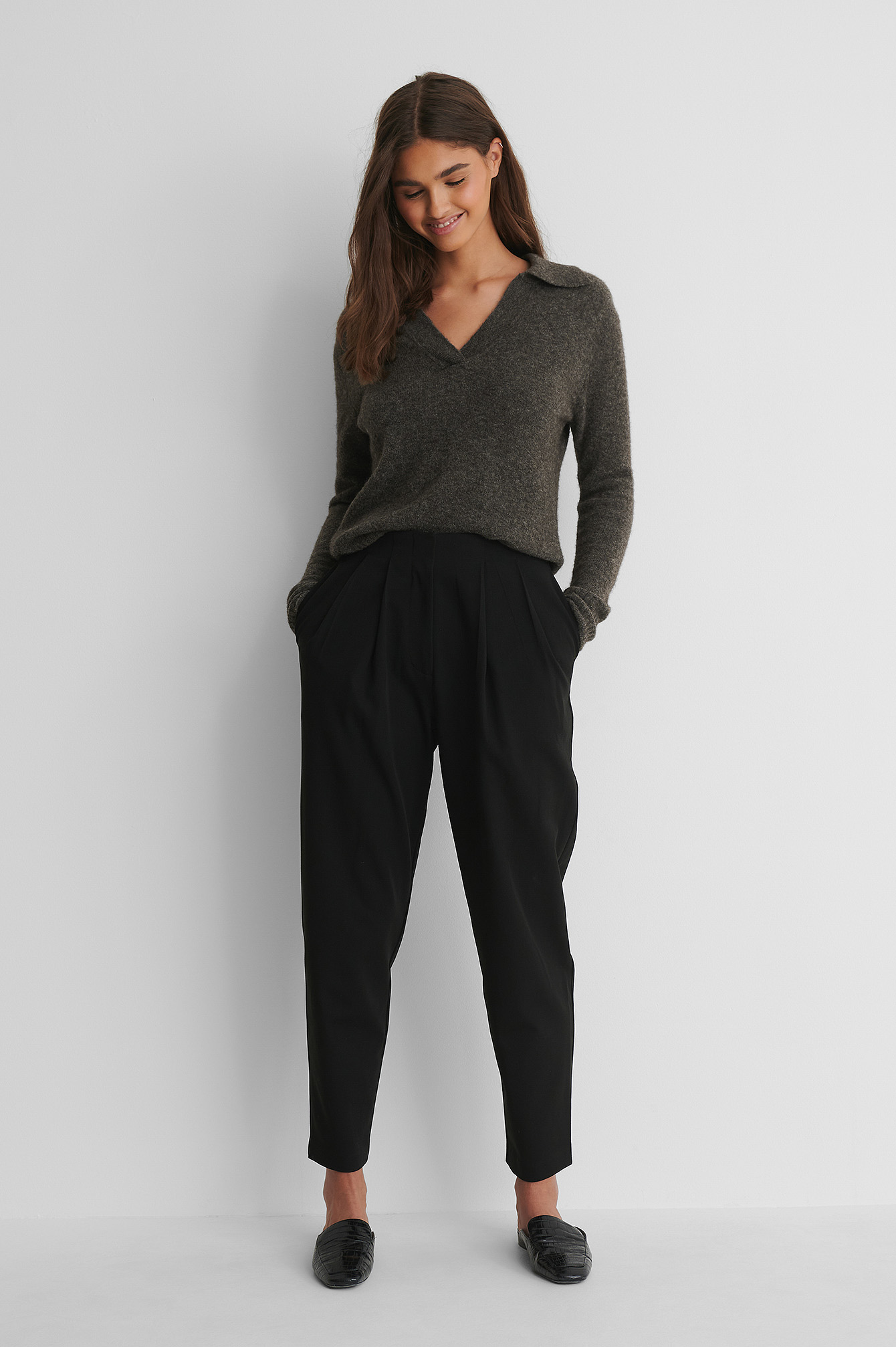 Black Pantalon De Costume À Plis Profonds