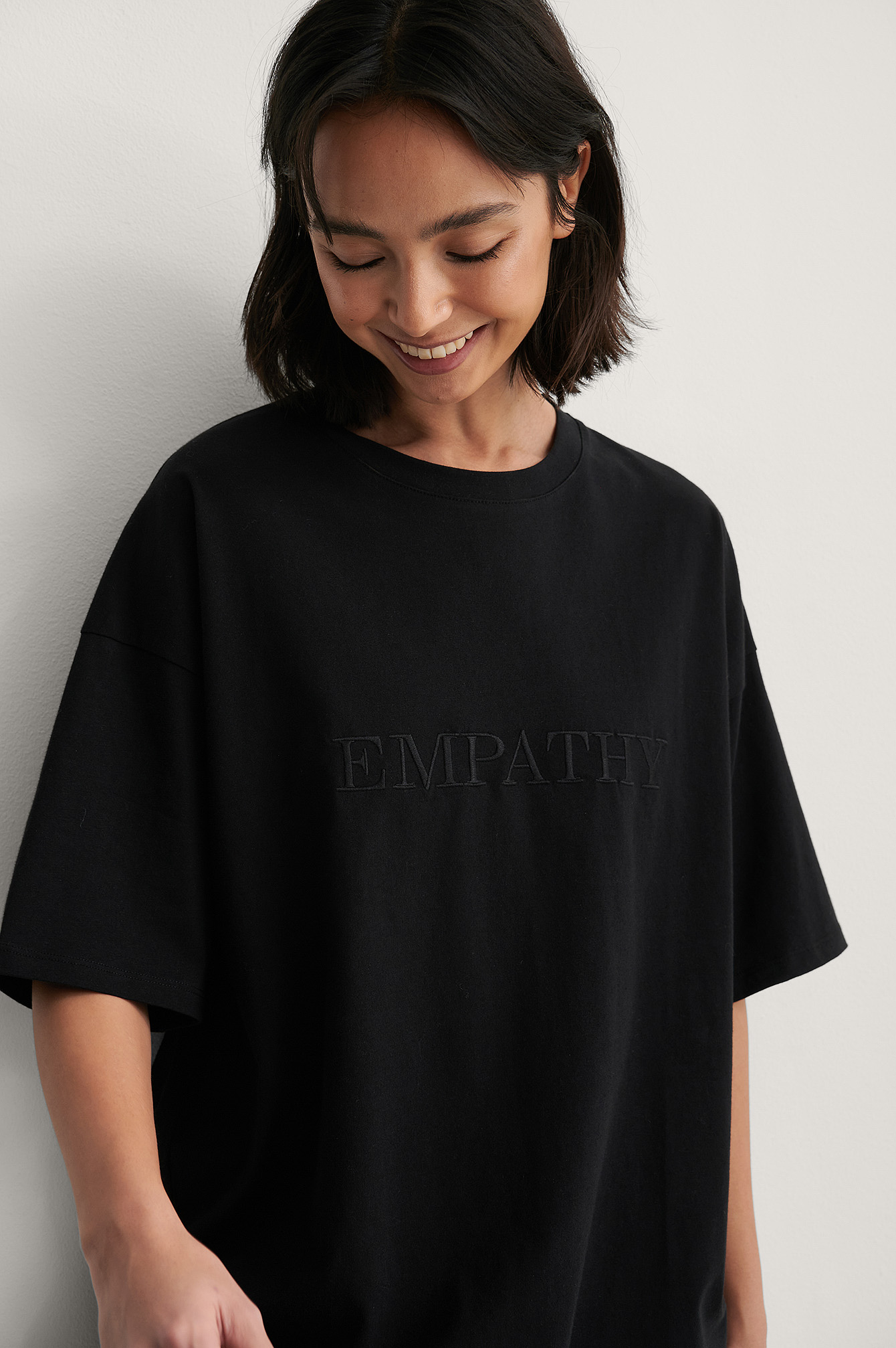 Black Biologique T-shirt Boxy Broderie