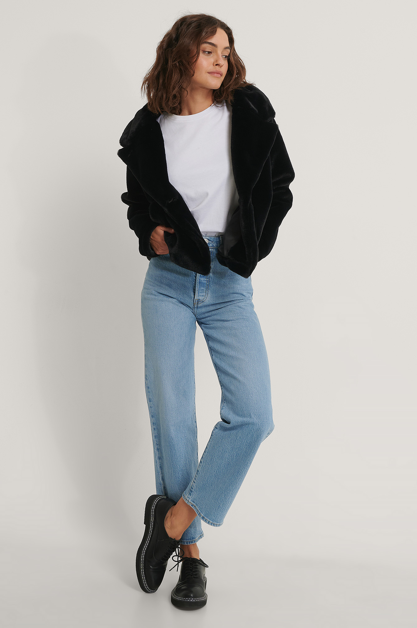 Black Veste En Fausse Fourrure