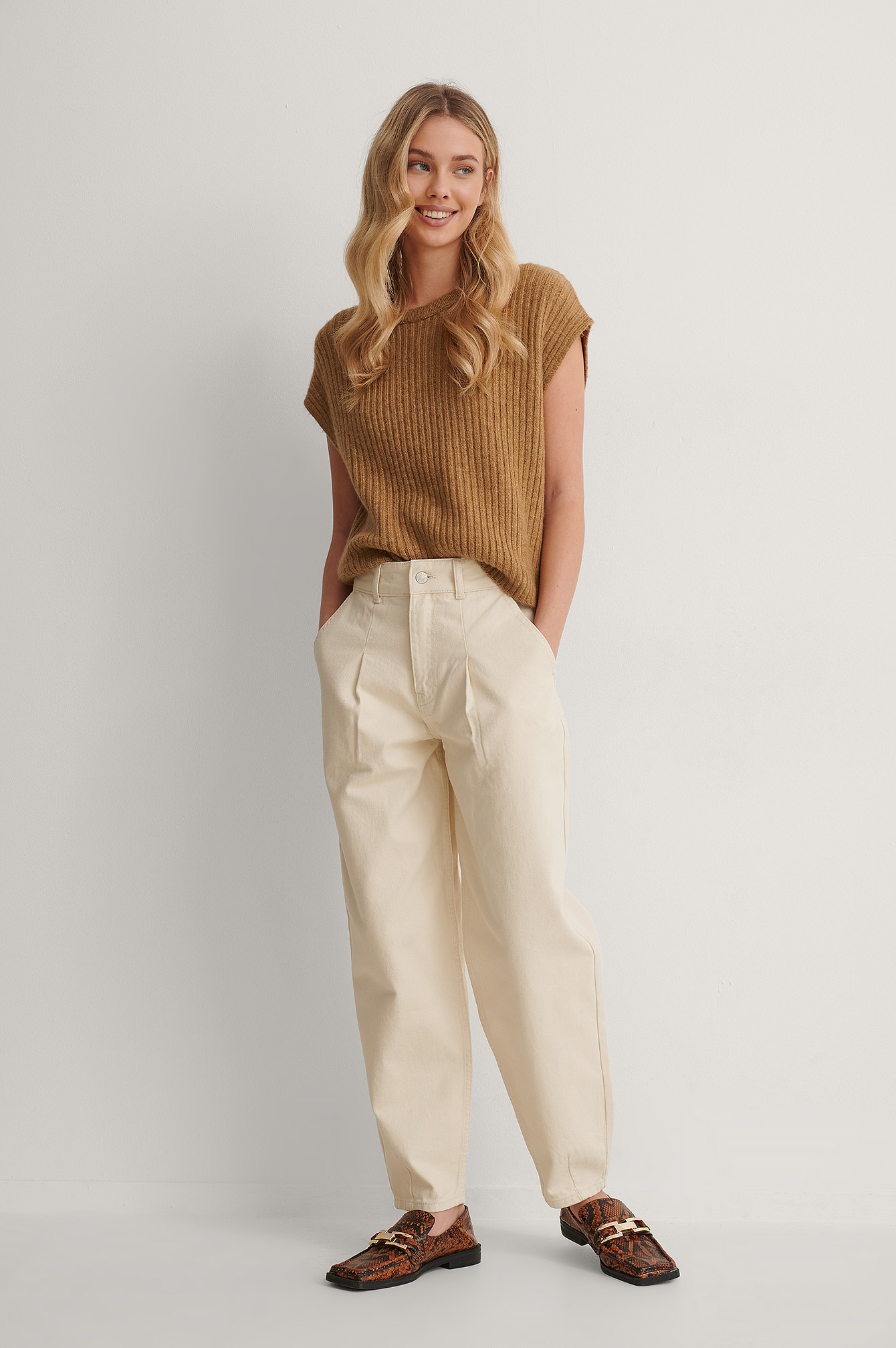 Cream Jean Plissé Devant