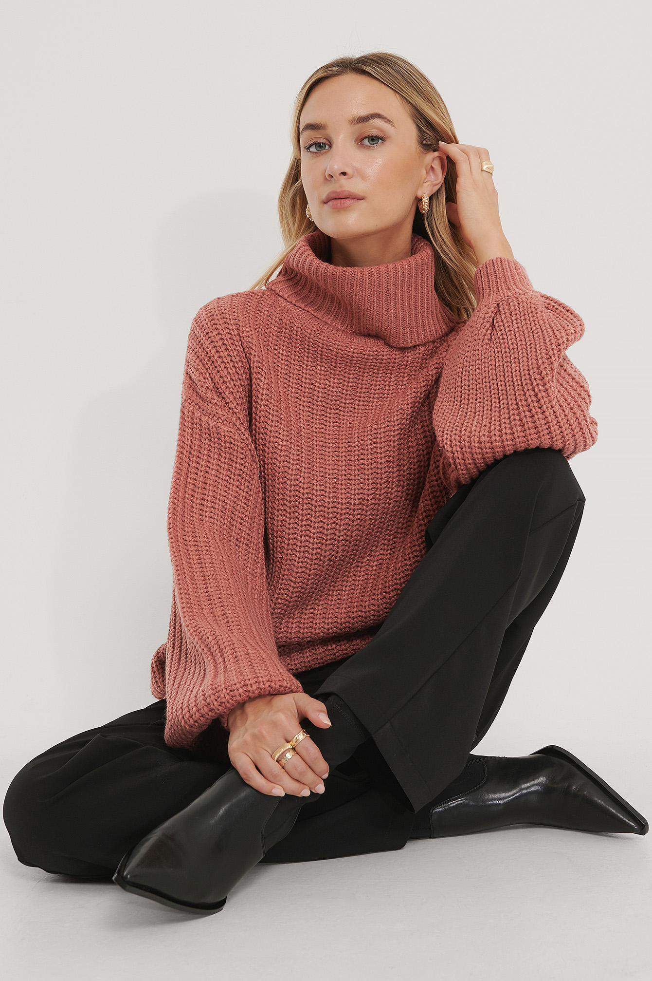 Dusty Dark Pink Pull Long En Tricot À Col Montant