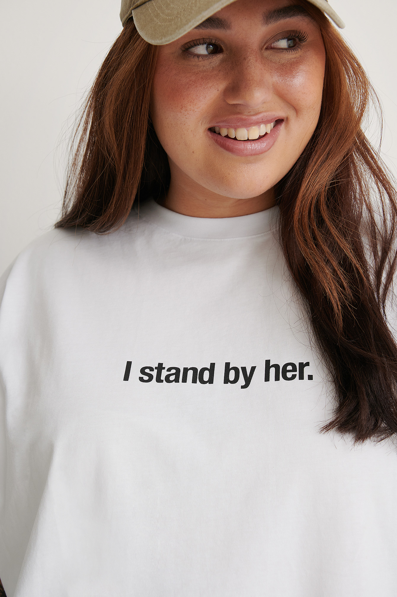 White Biologique T-shirt I Stand By Her