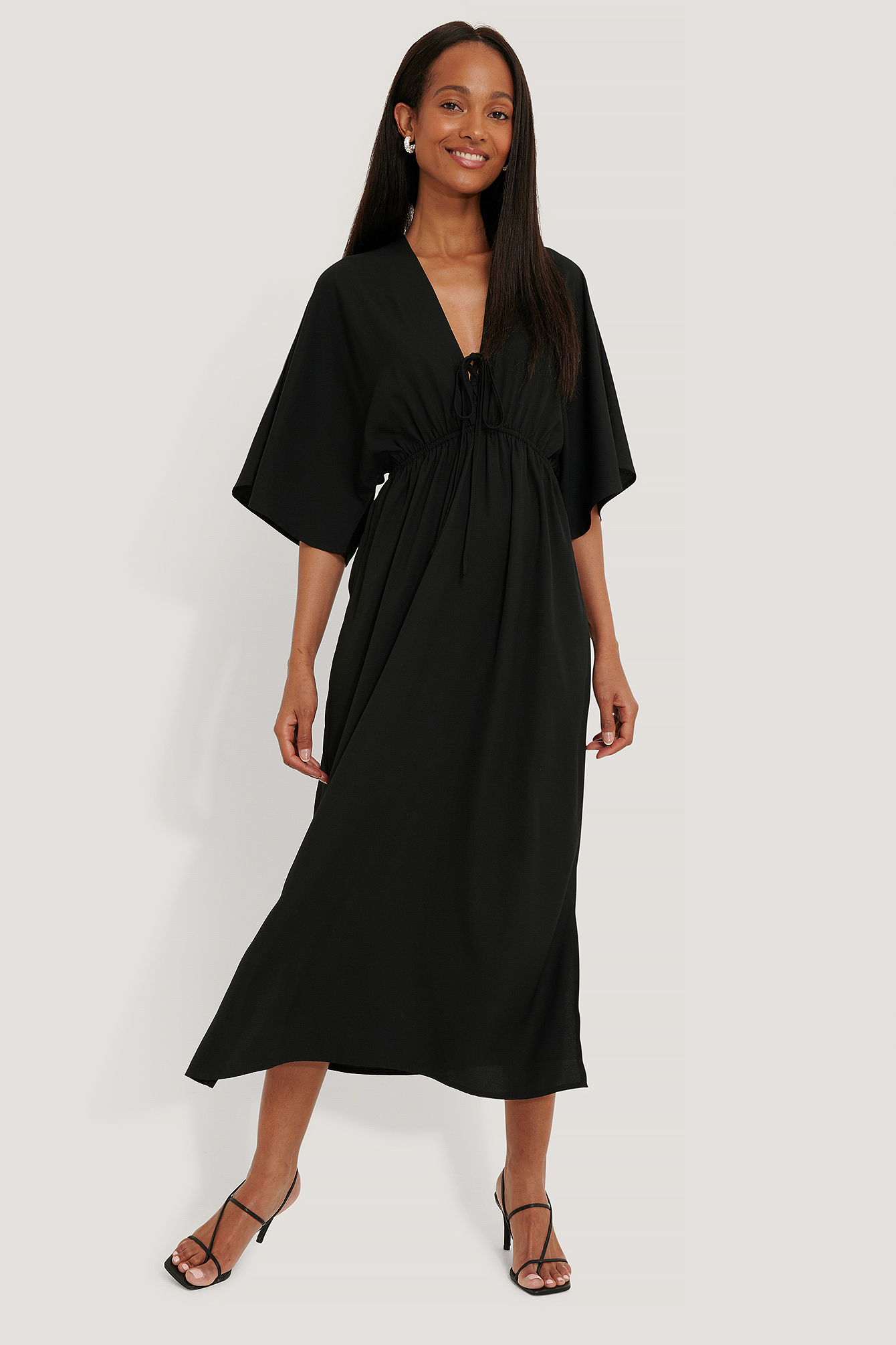Black Robe De Plage