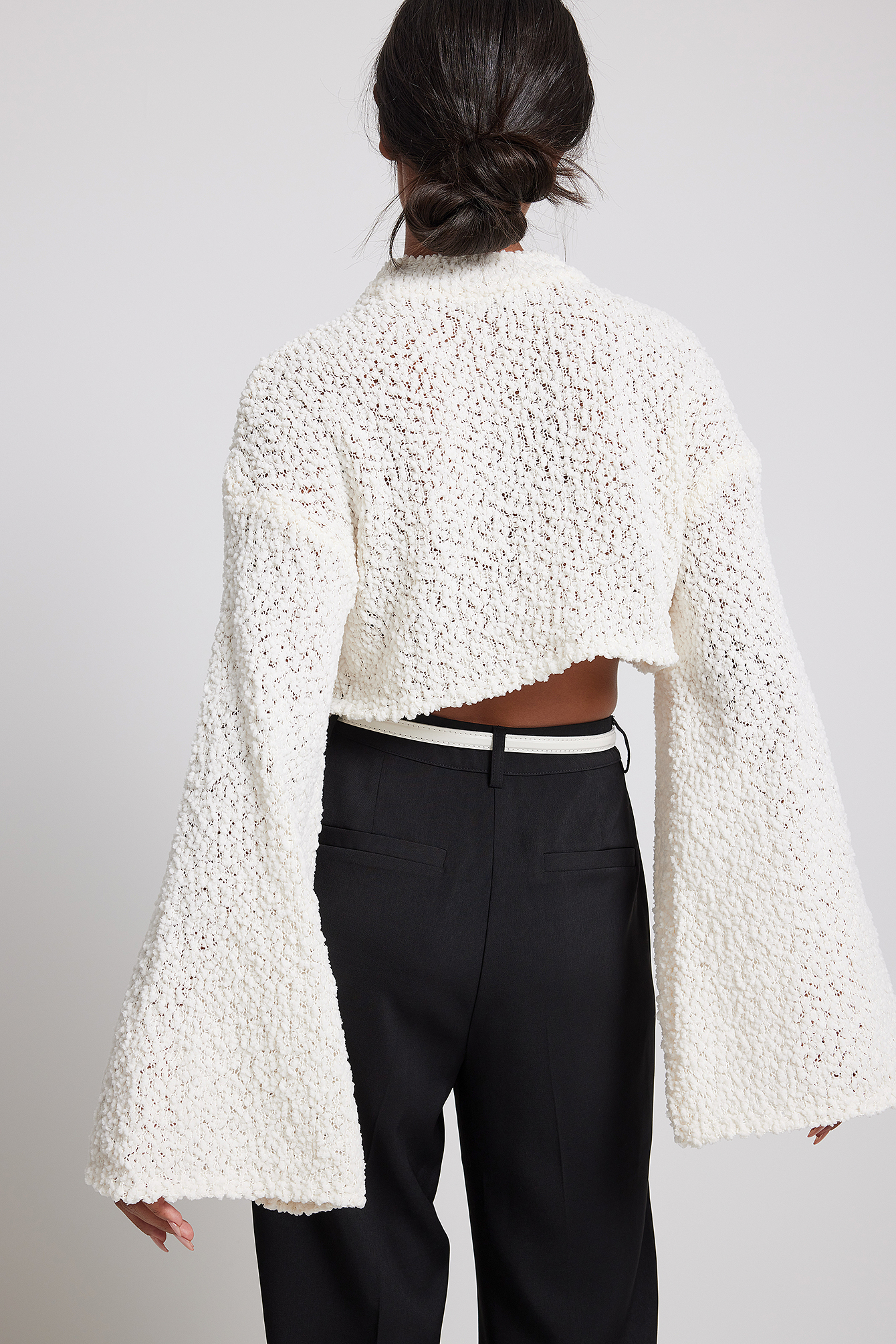 Pull court en maille à manches larges Crème