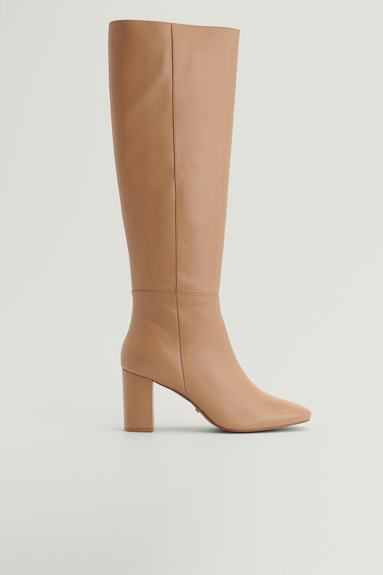bottes beige cuir