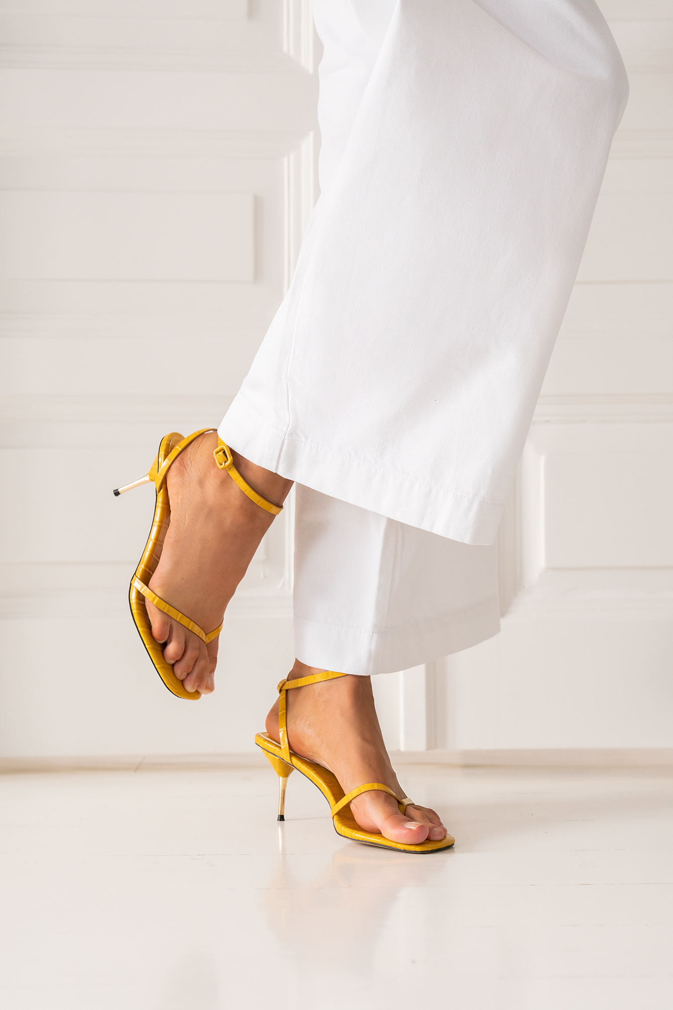 yellow talon haut