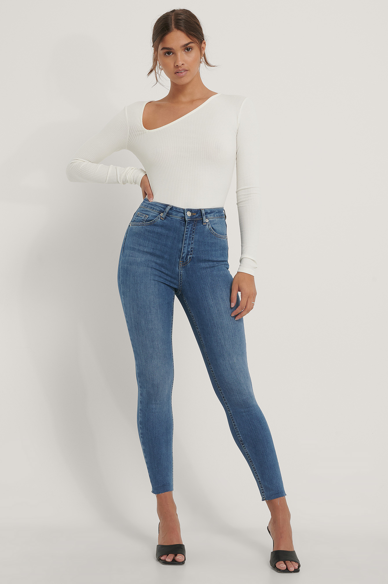 Mid Blue Biologiques Jean Slim Taille Haute À Ourlet Brut