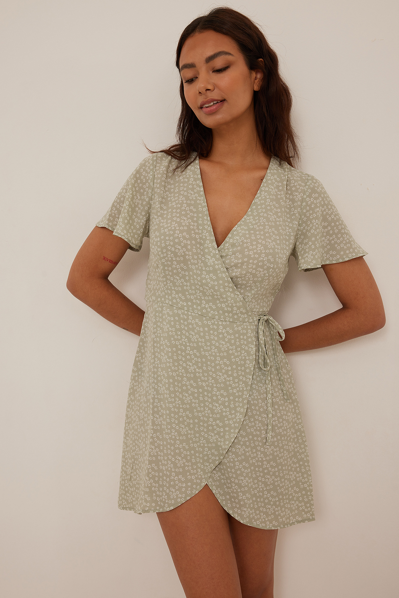 Green Flower Print Mini robe portefeuille