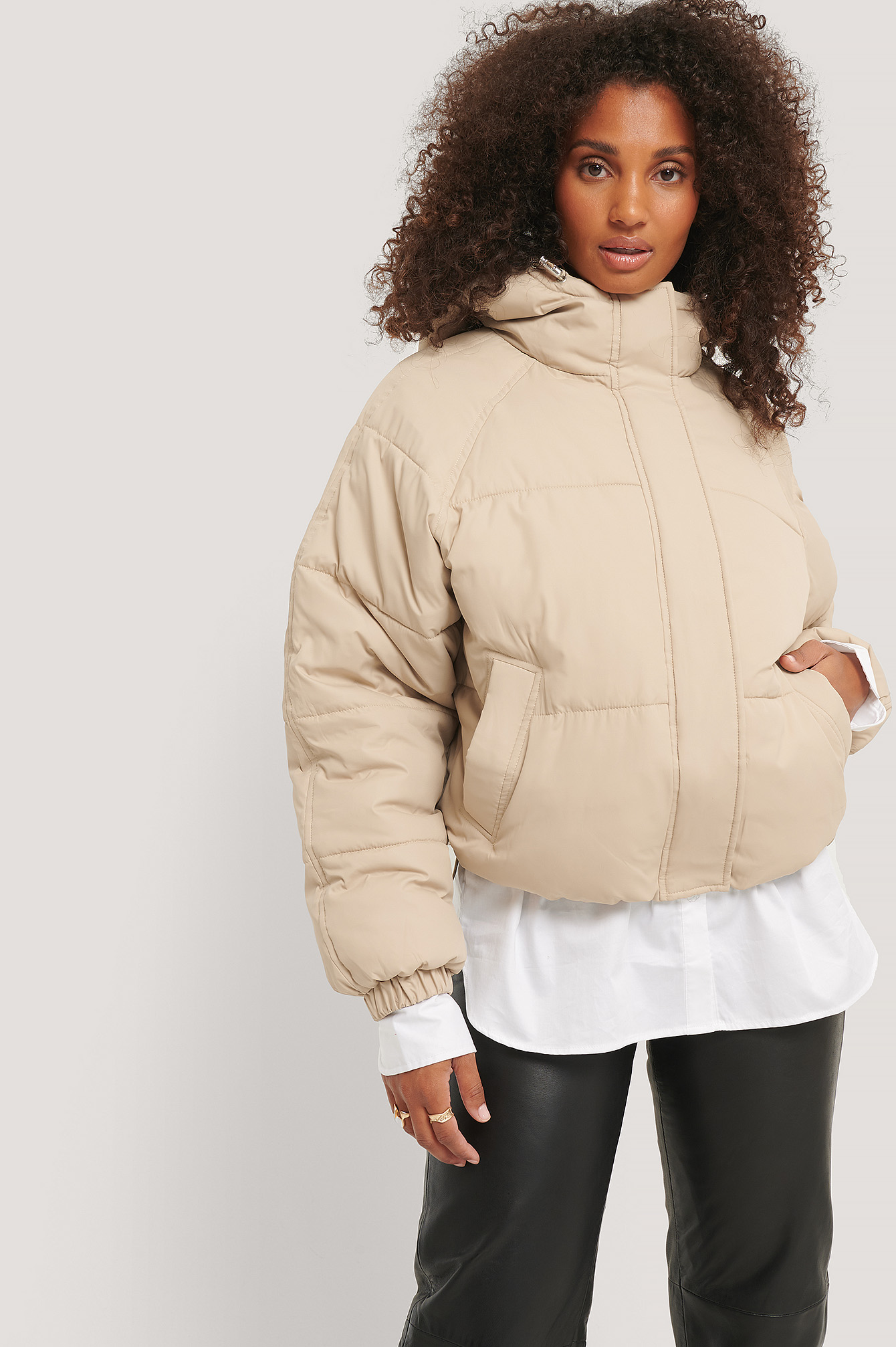 Beige Veste Rembourrée À Cordon