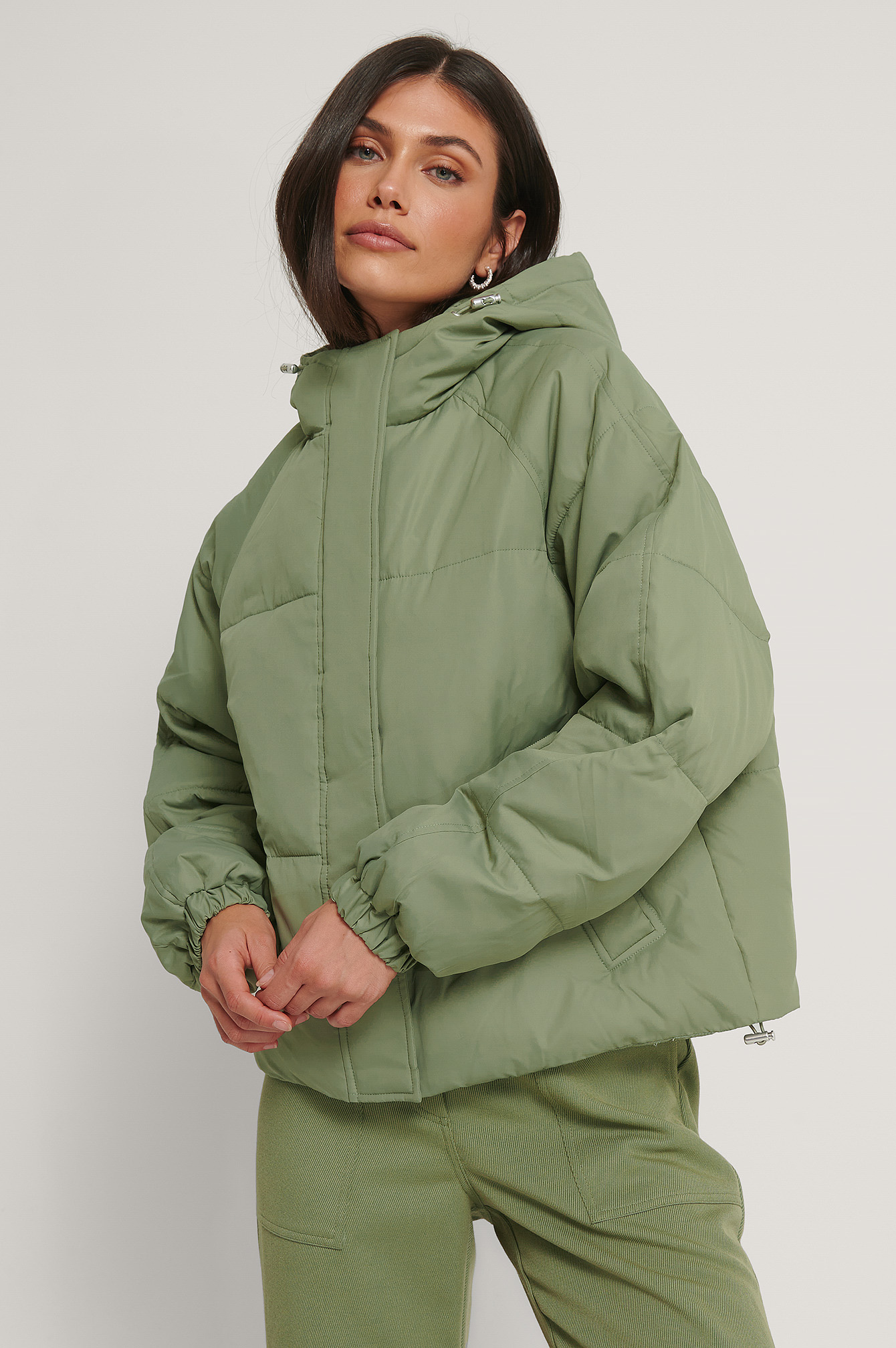 Khaki Veste Rembourrée À Cordon