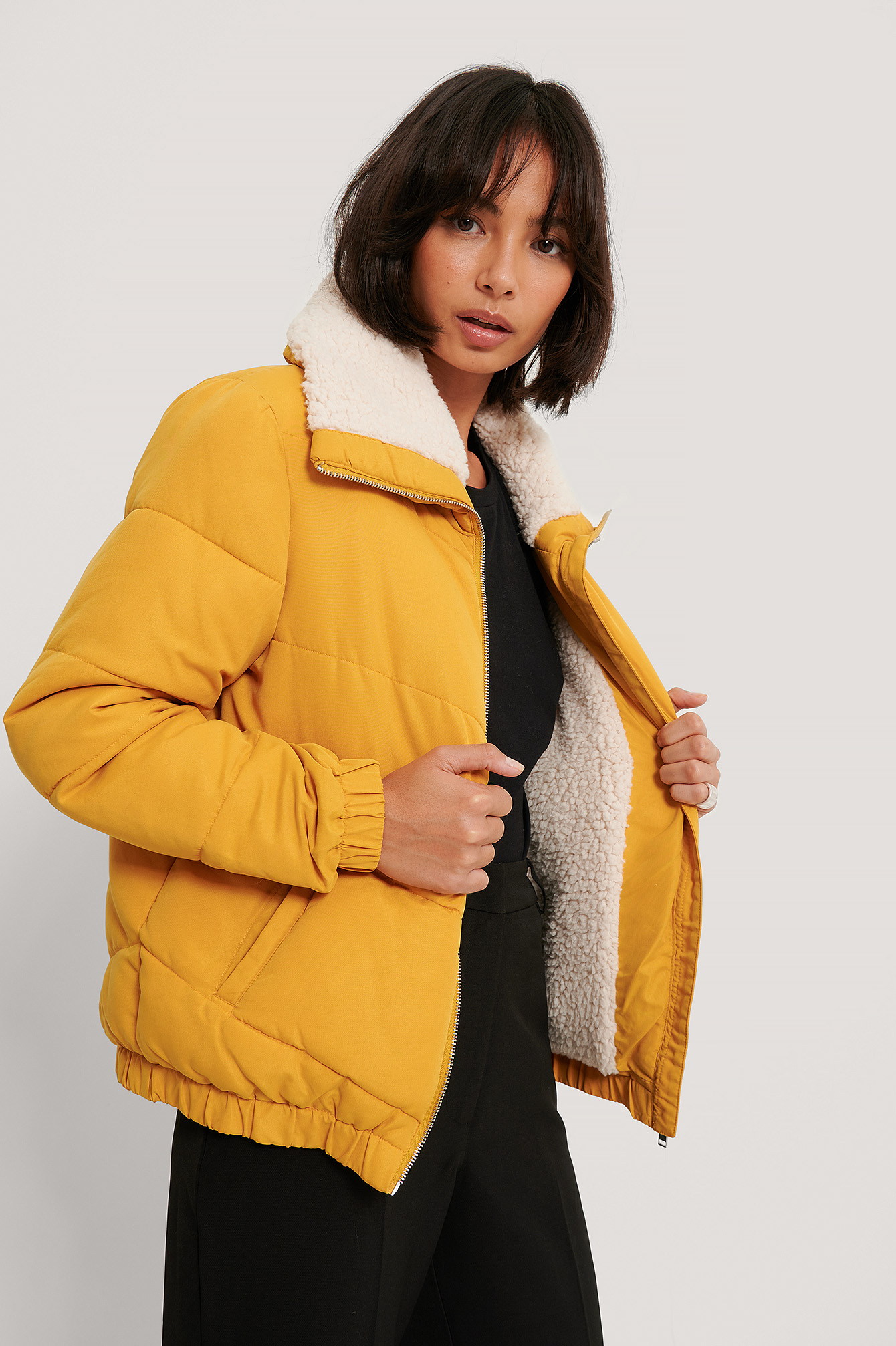 Yellow Veste Rembourrée En Peluche
