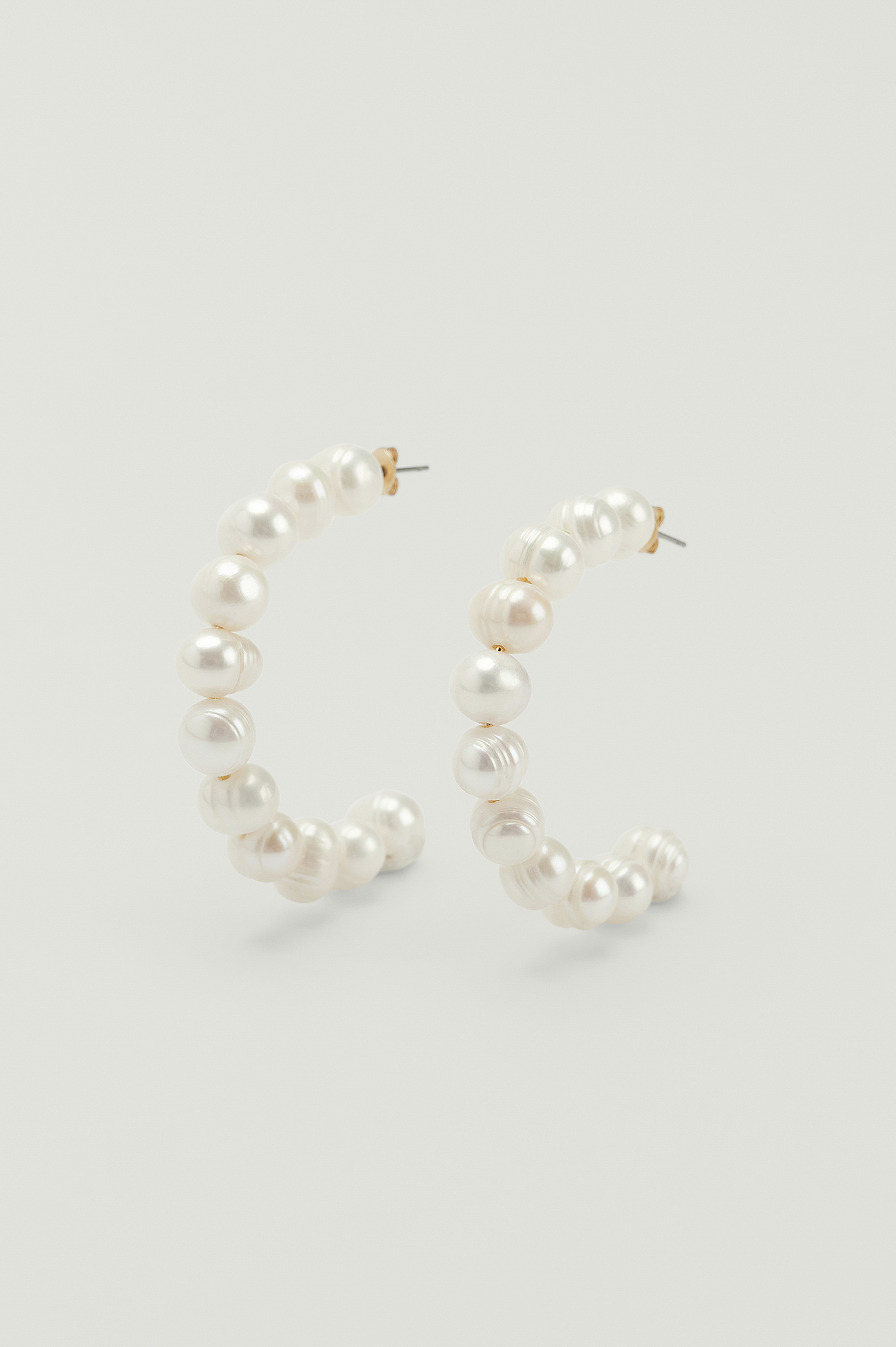 White Créoles en perles