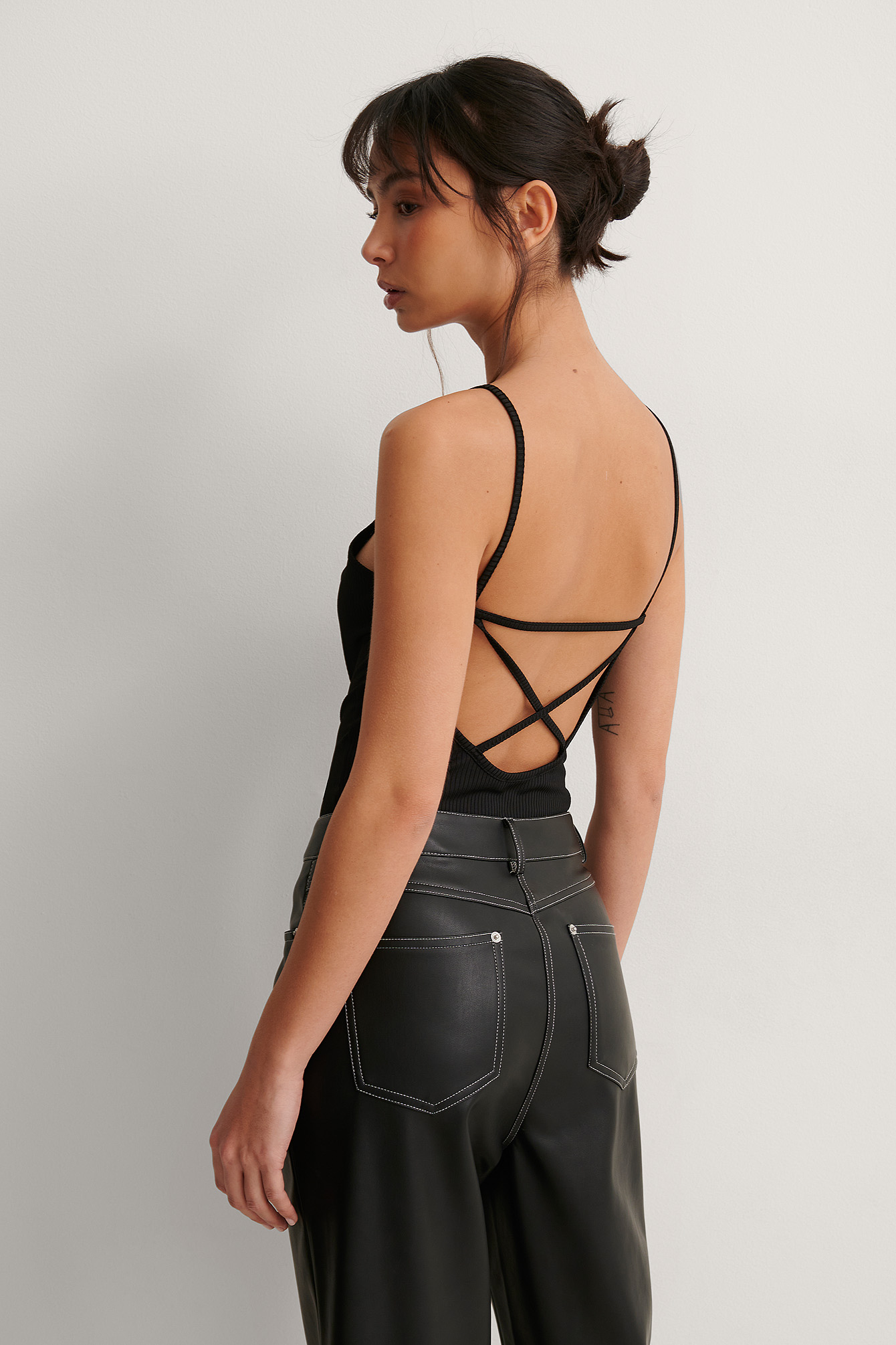 Black Body Côtelé Recyclé À Dos Croisé