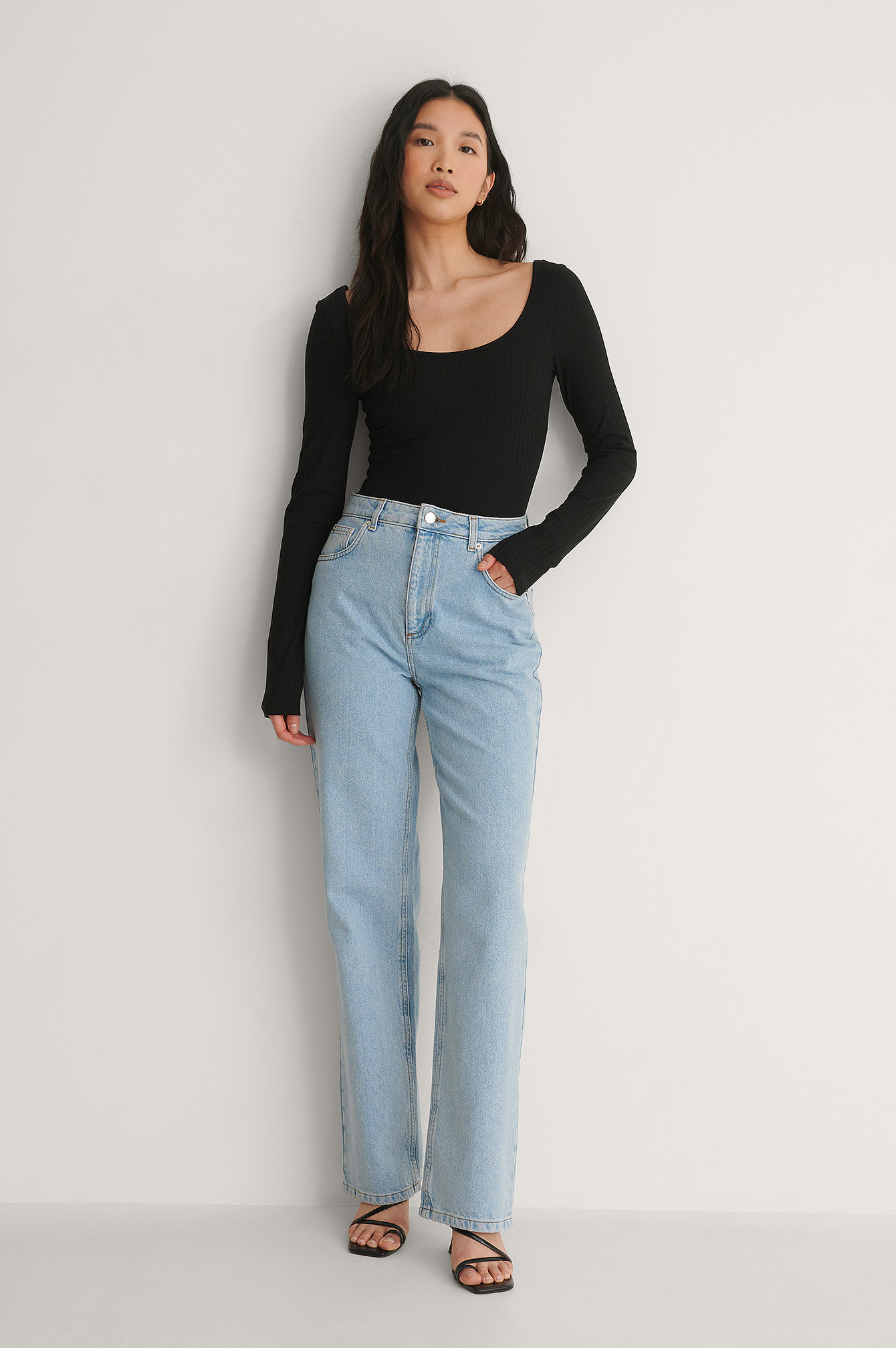 Black Haut Côtelé Recyclé À Col Rond Décolleté