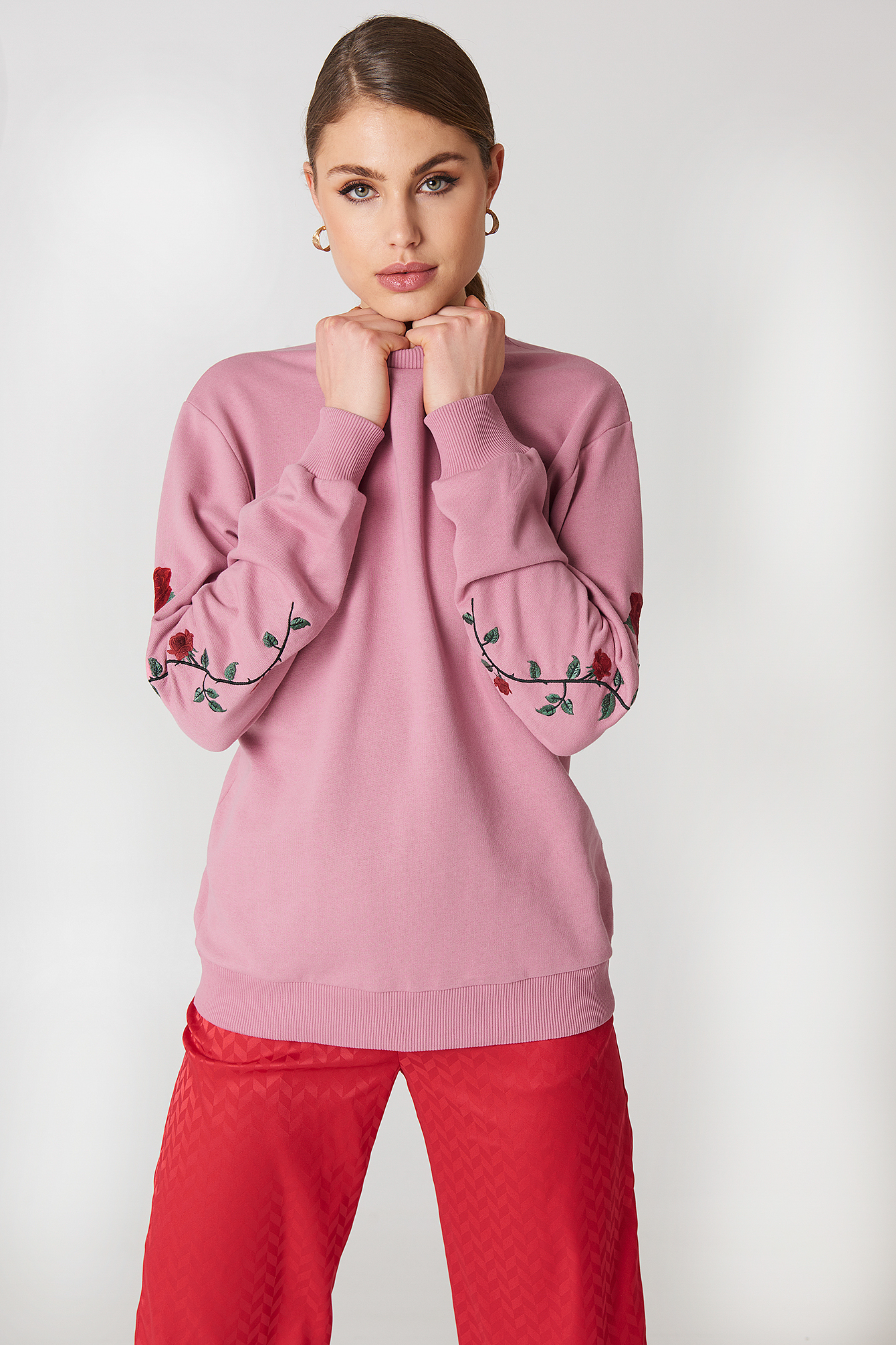 Pink/Red NA-KD Rose Embroidery Sleeve Sweater