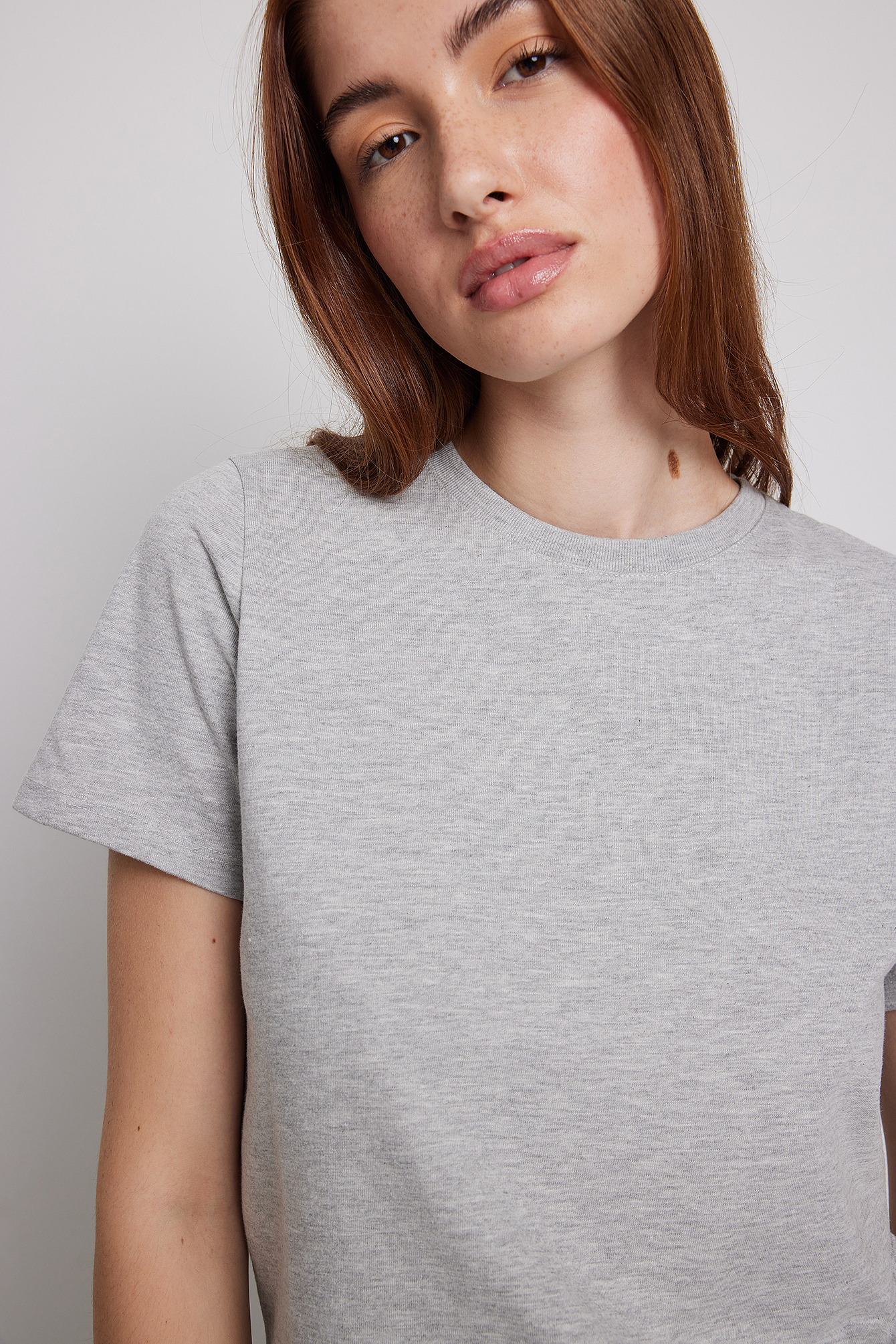 Grey Melange T-shirt à col rond en coton biologique