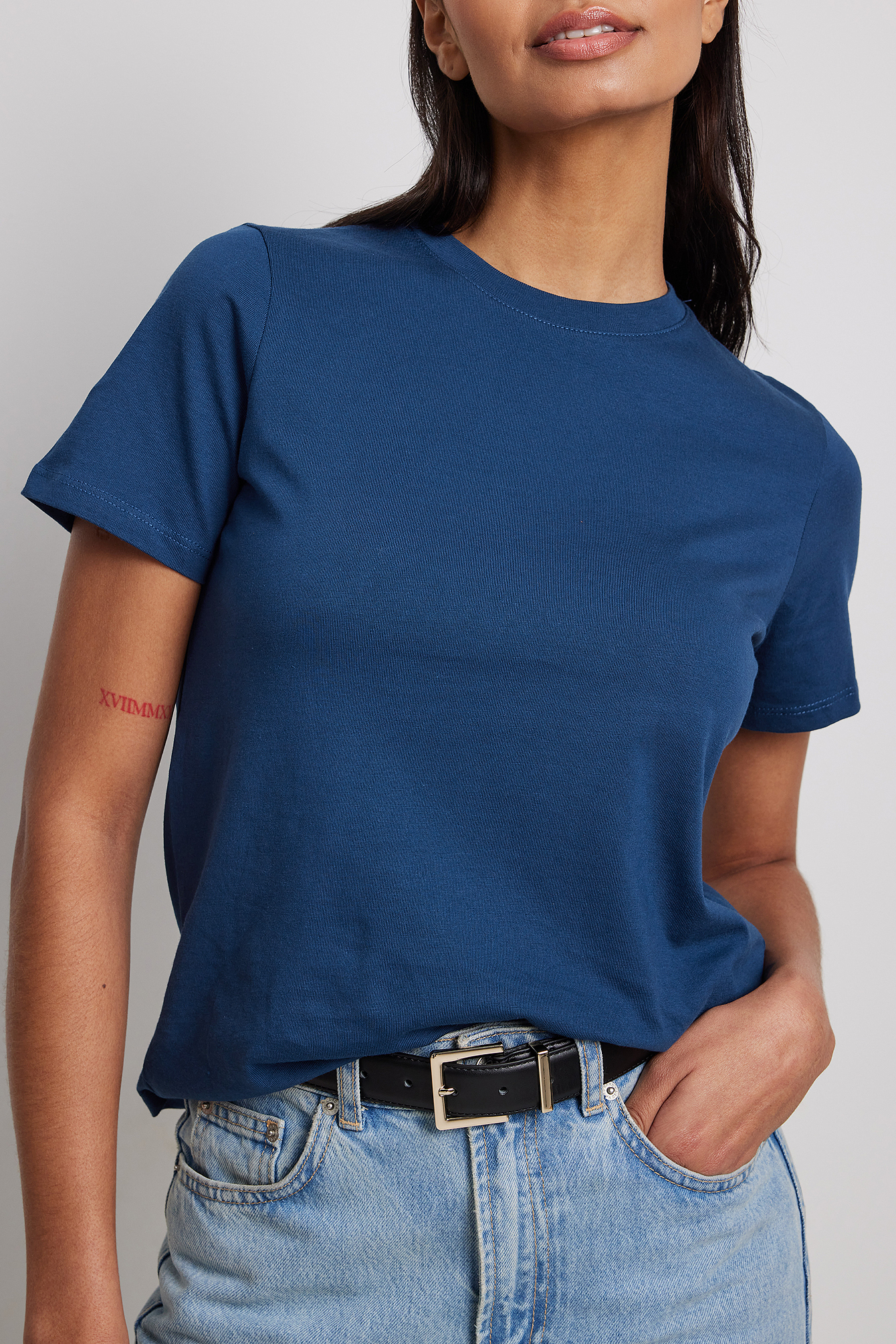 Navy T-shirt à col rond en coton biologique