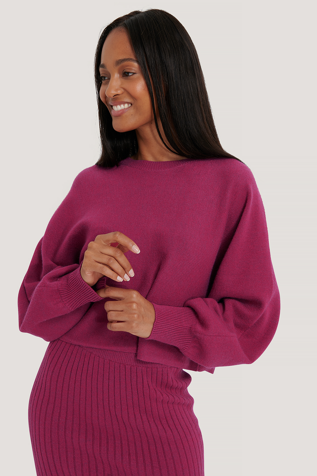 Dark Rose NA-KD Round Neck Cropped Knitted Sweater