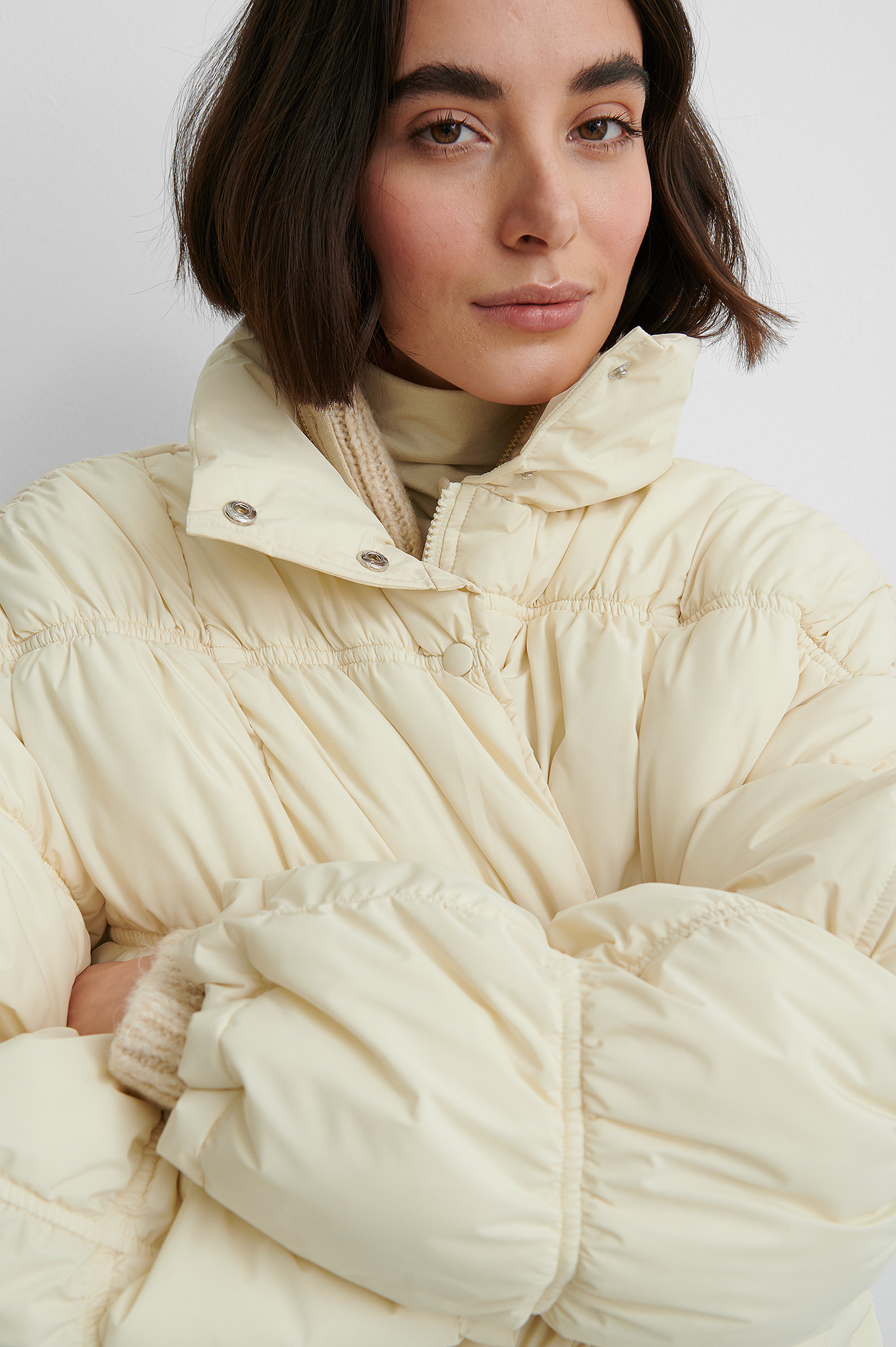 Cream Veste Matelassée Froncée