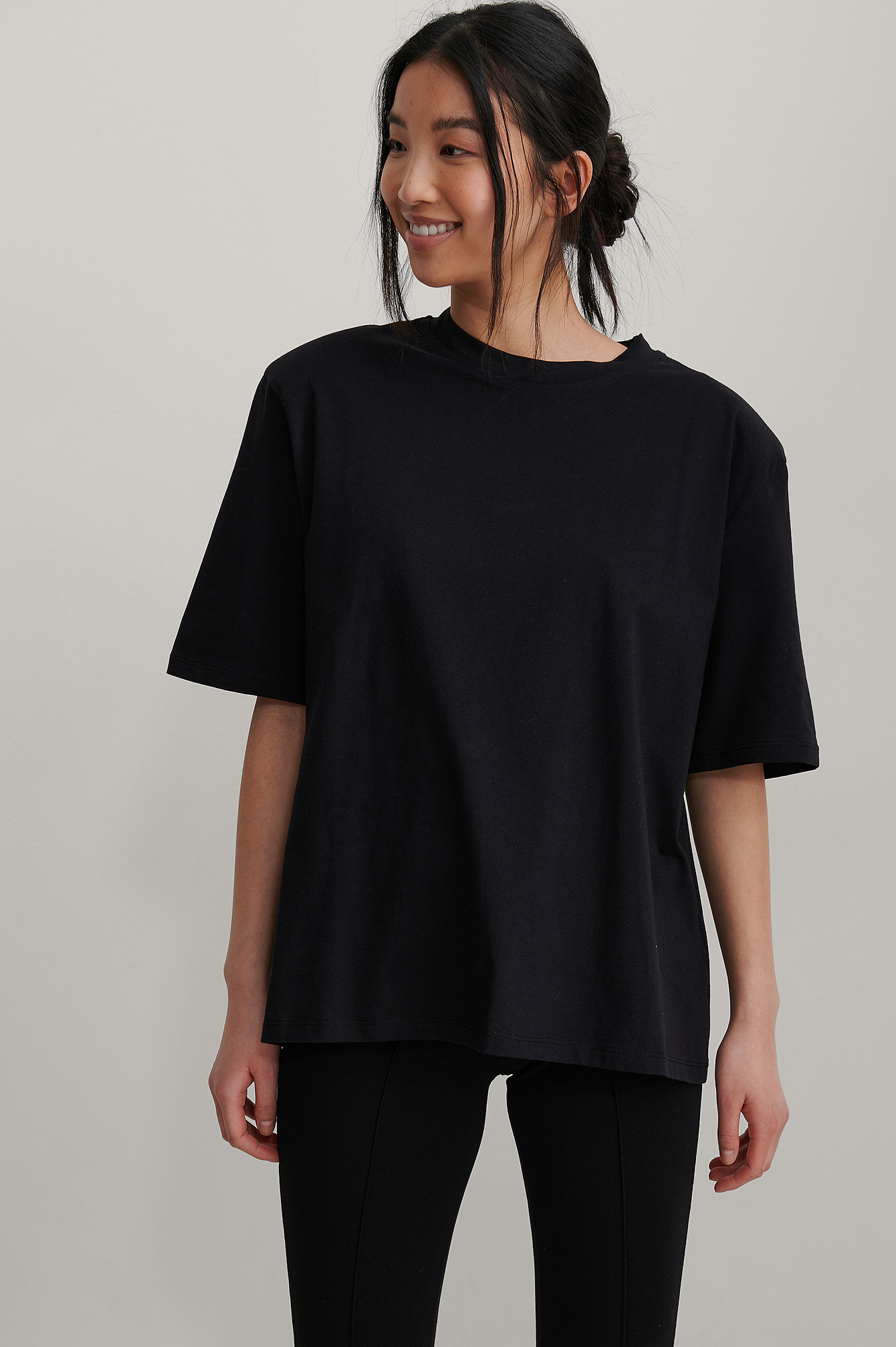 Black Biologique T-shirt À Épaulettes Carrées