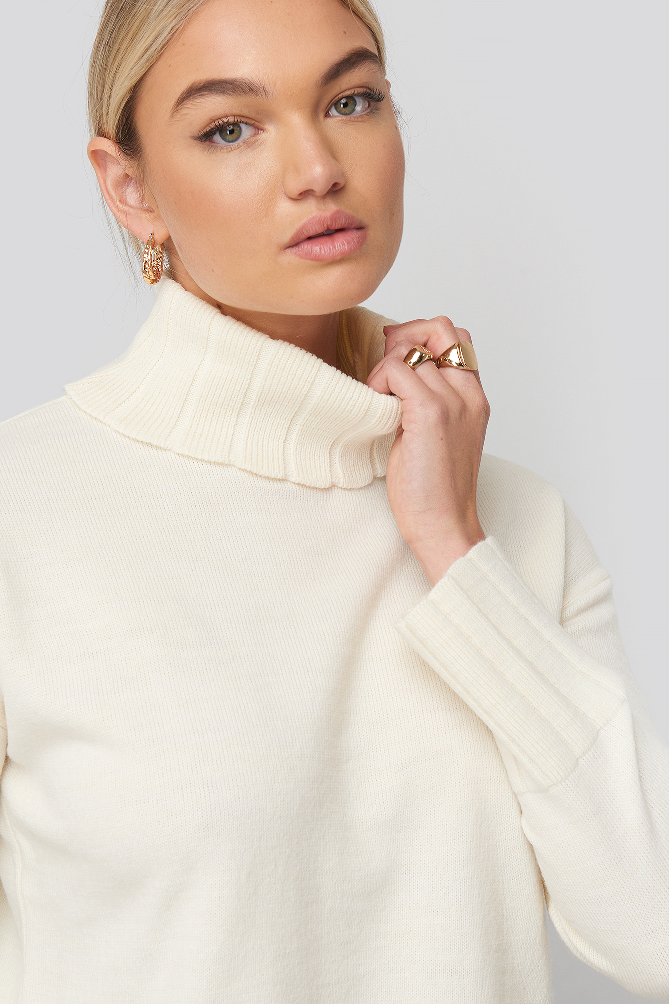 White NA-KD Slouchy Turtle Neck Sweater