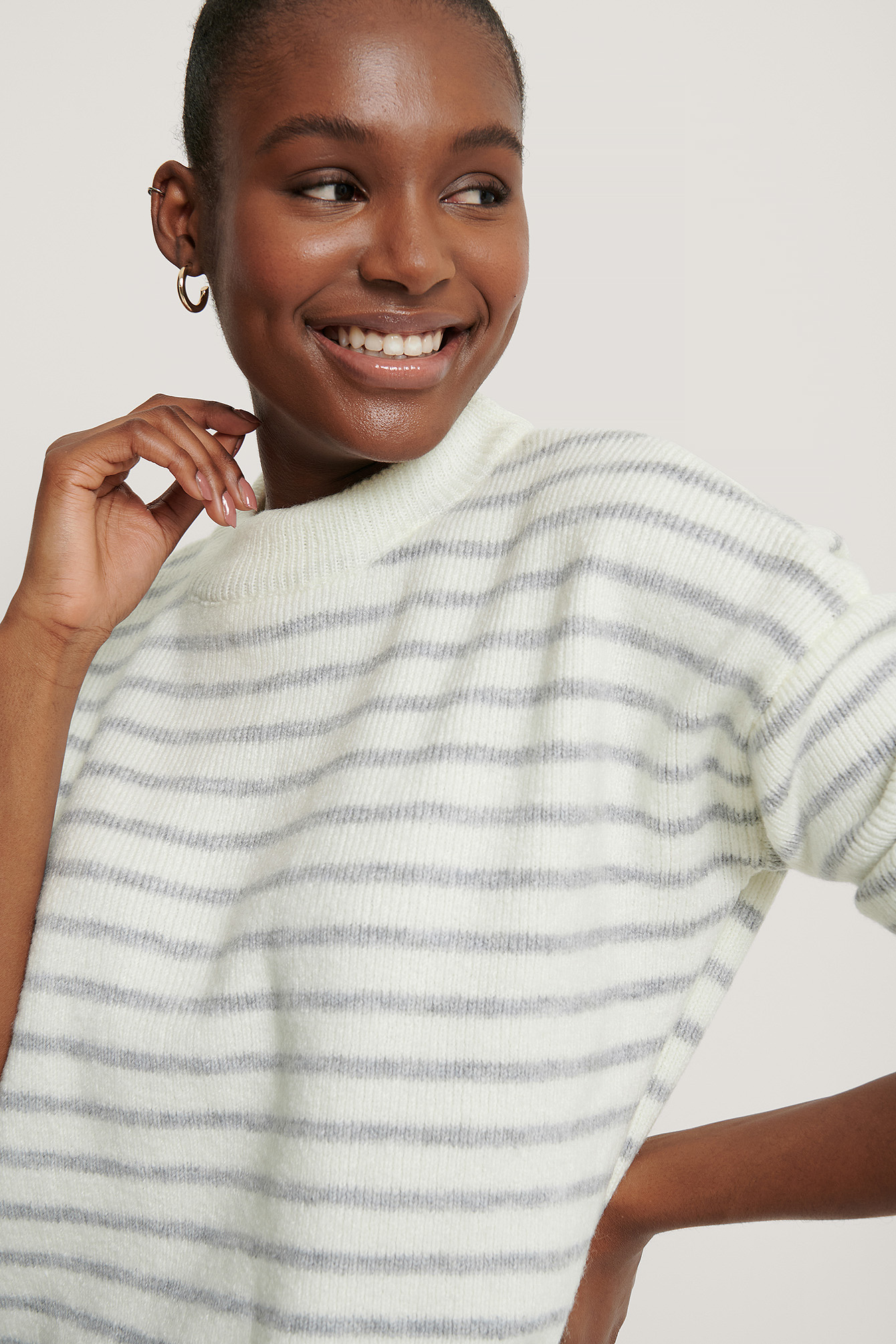 Grey/White Striped Round Neck Knitted Sweater
