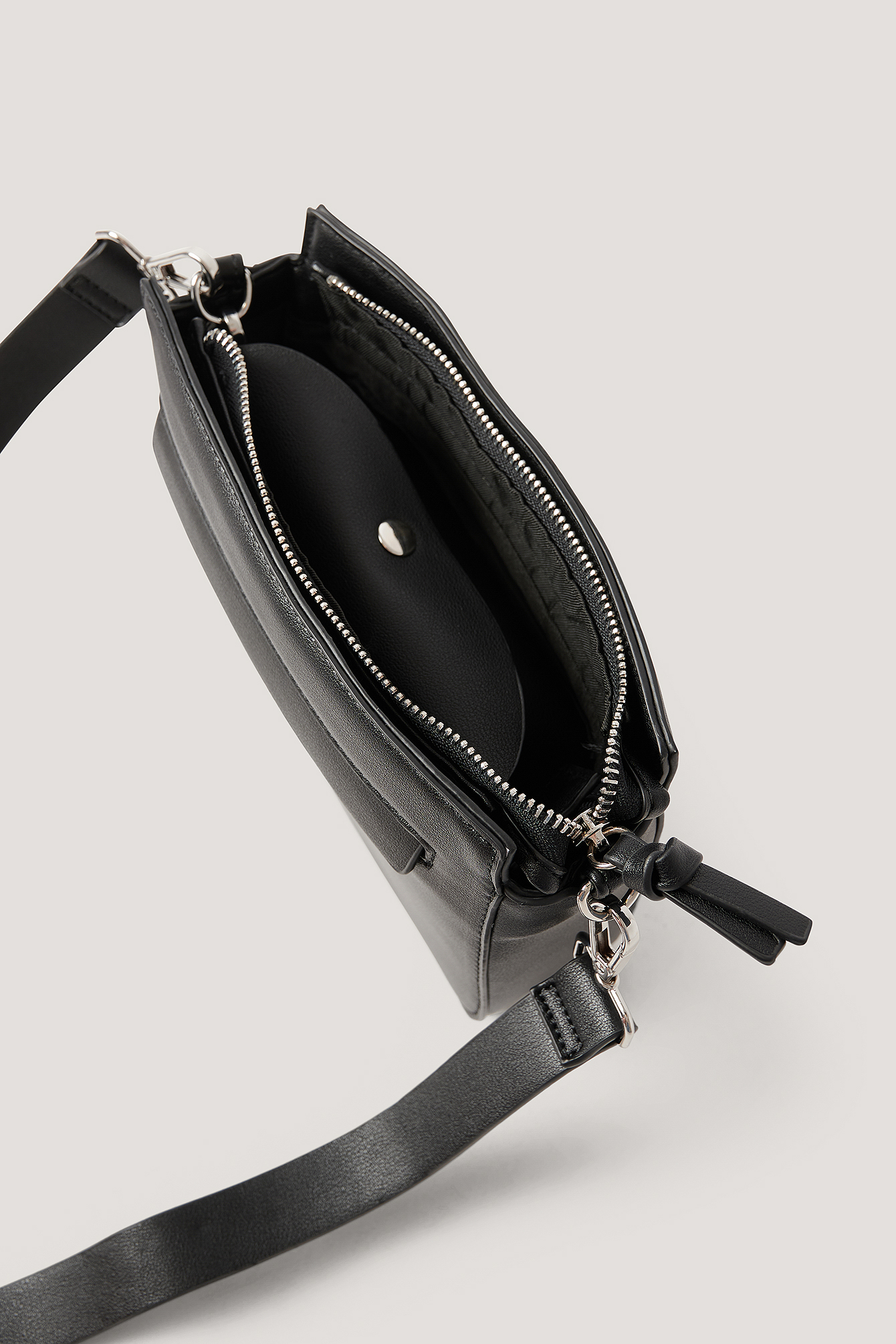 Utility Crossbody Bag Set Noir nakd.fr