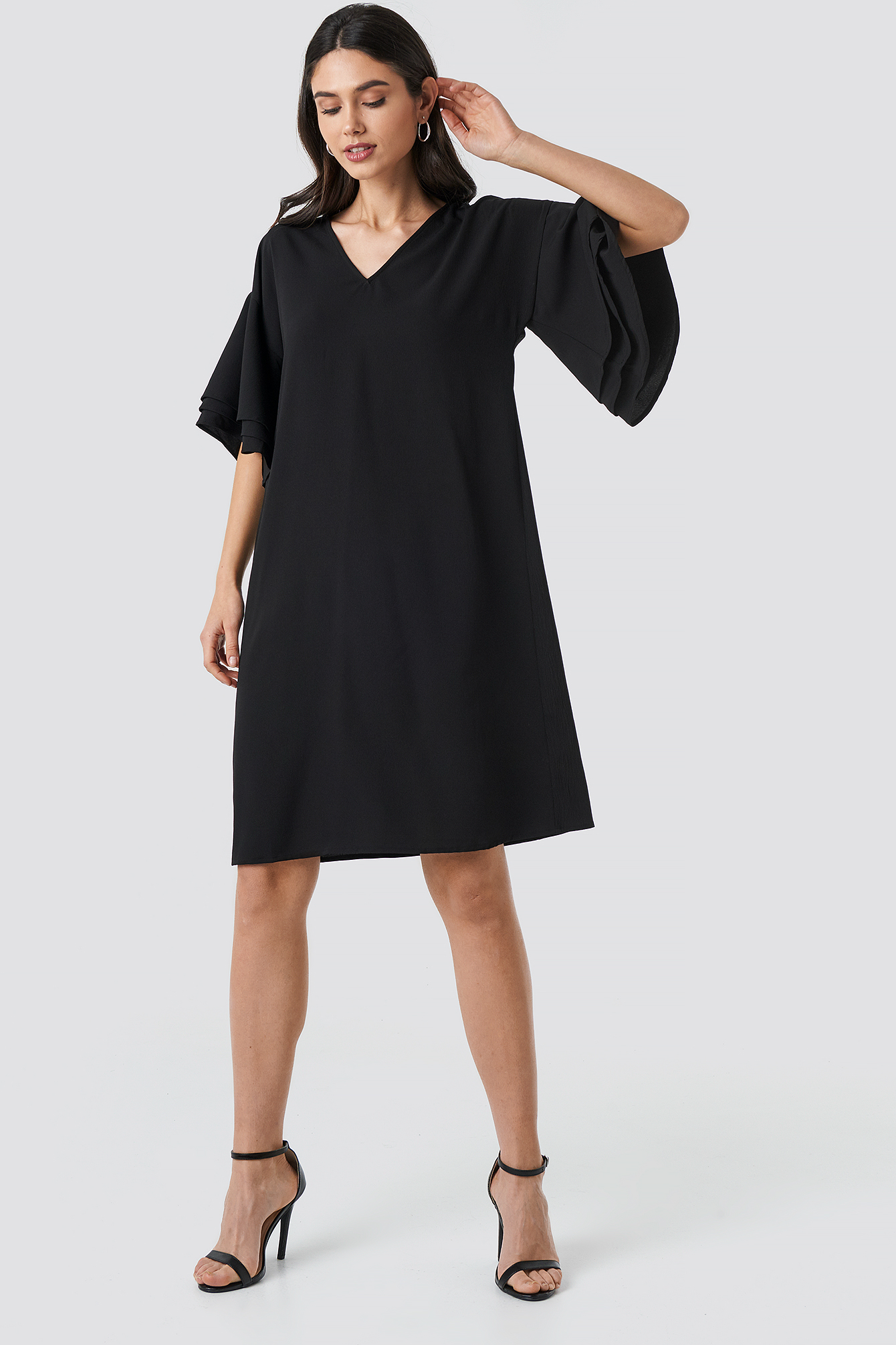 Vneck Layered Sleeve Dress Noir NAKD