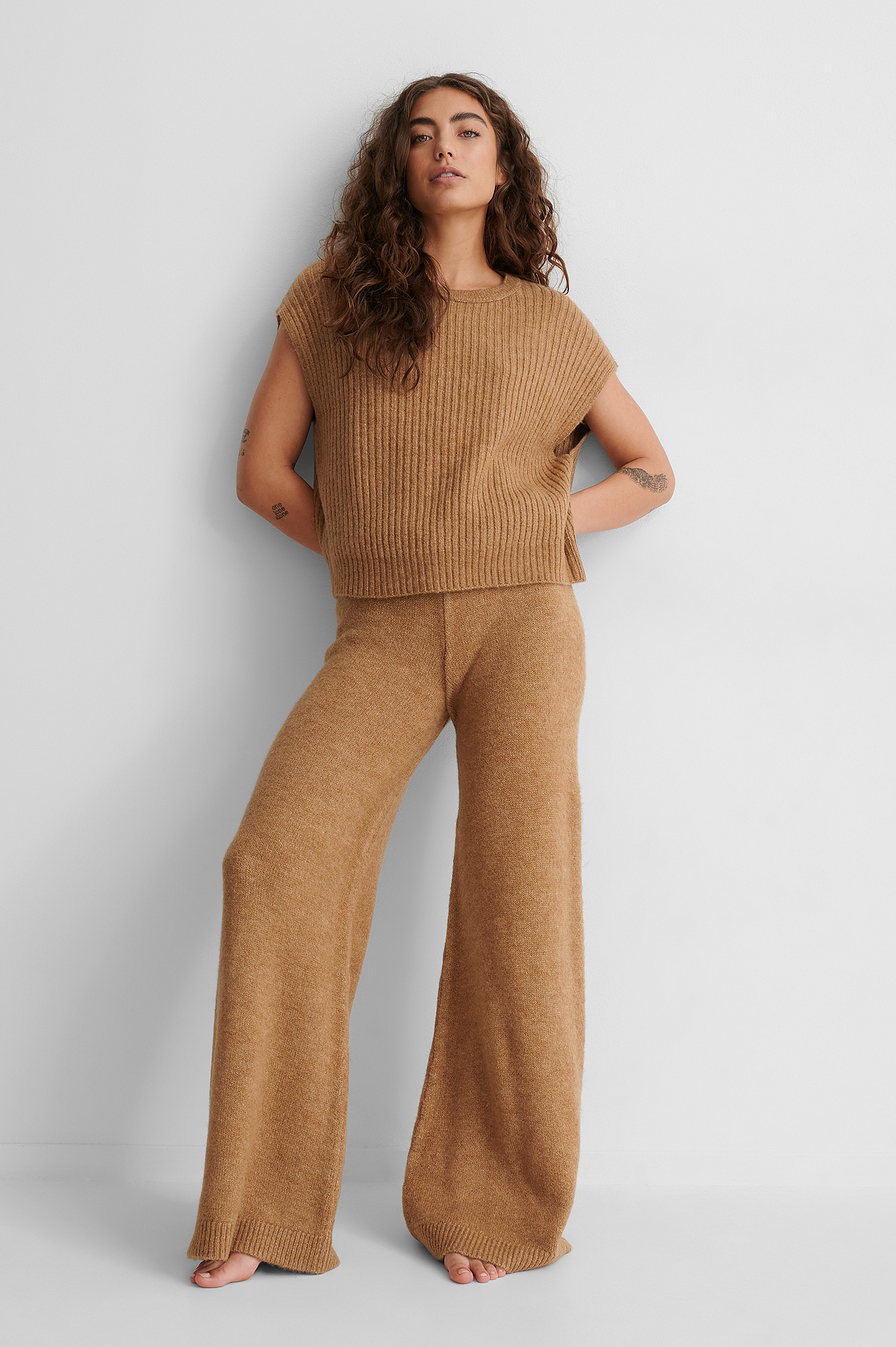 Beige NA-KD Wide Knitted Trousers